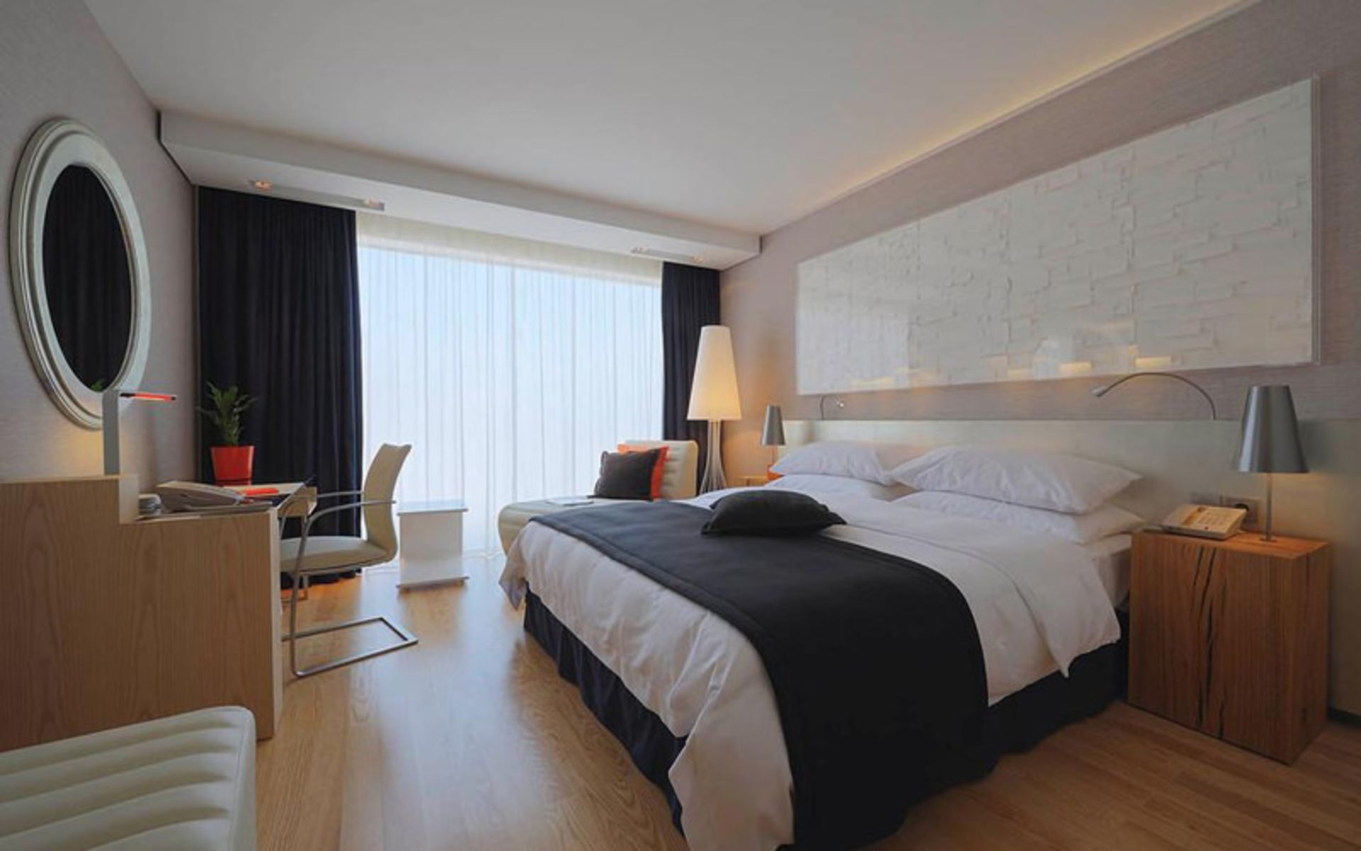 هتل رادیسون بلو آمستردام (Radisson Blu Hotel, Amsterdam)