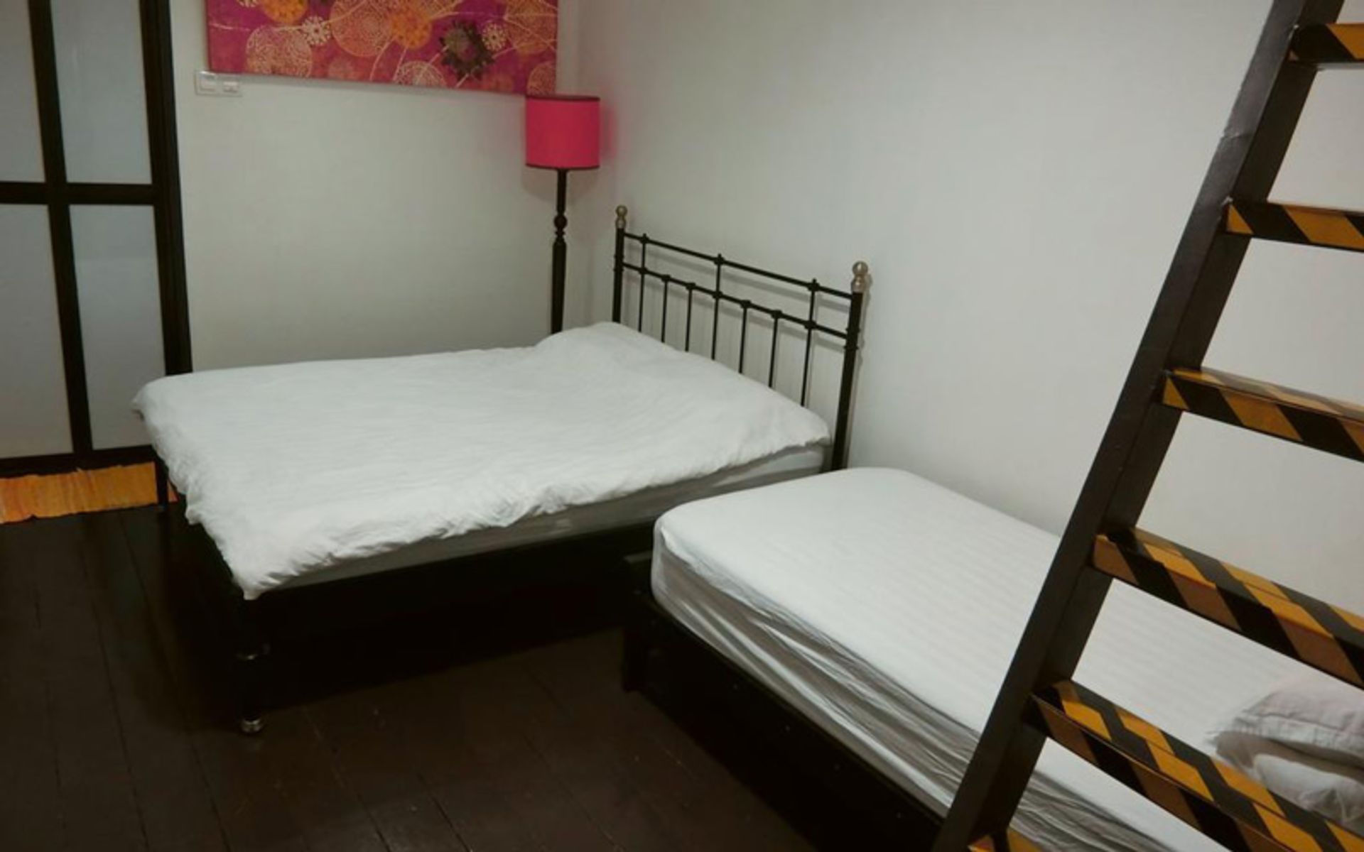 مهمان خانه آمتیس لاو (Amethyst Love Guesthouse)