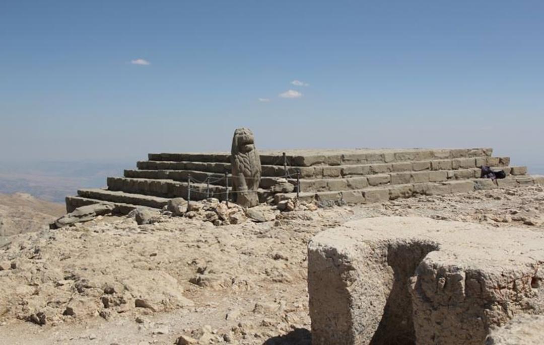 کوه نمرود