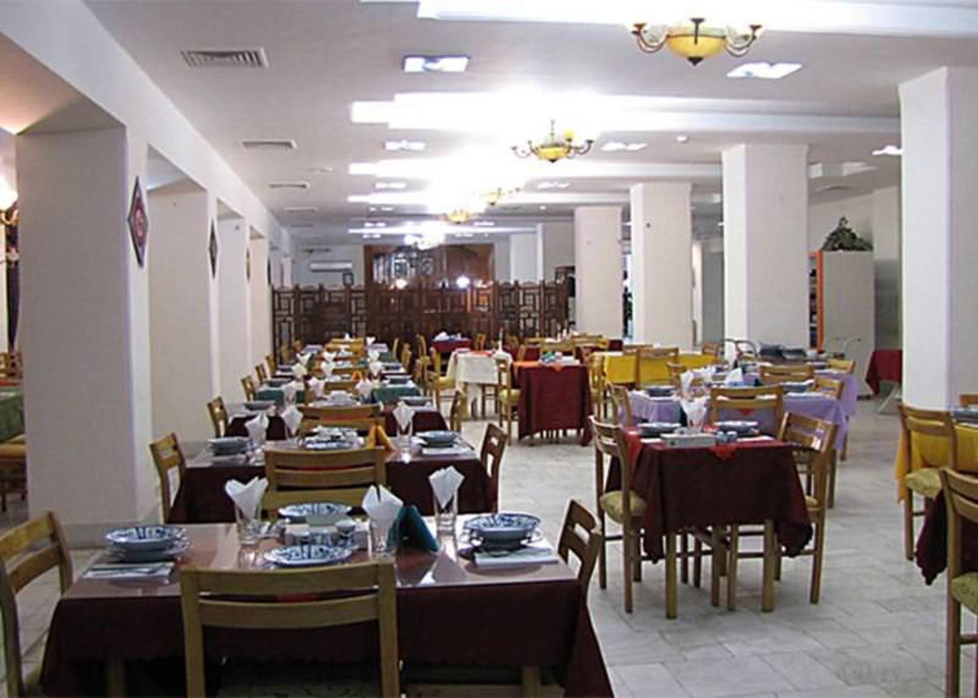 رستوران هتل جهانگردی