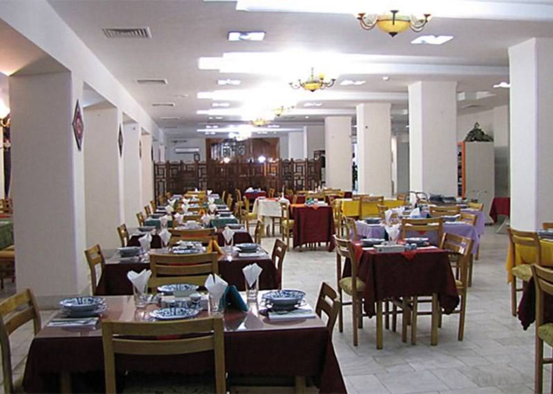 رستوران هتل جهانگردی