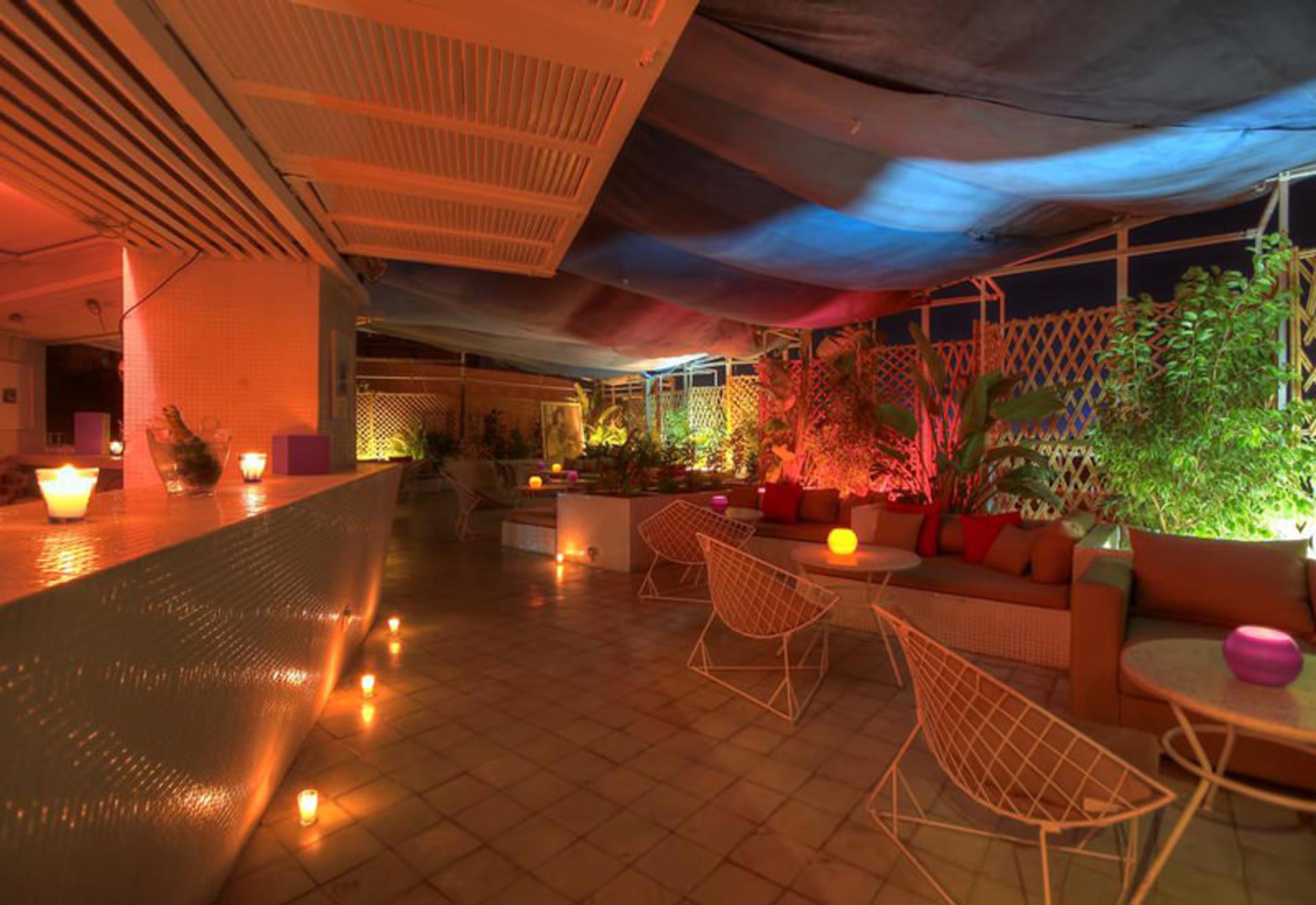هتل باب (Bab Hotel)