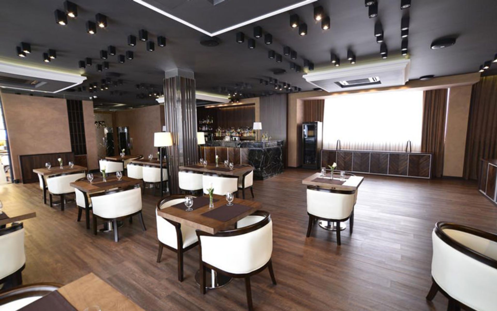 هتل پاریس ایروان (Paris Hotel Yerevan)