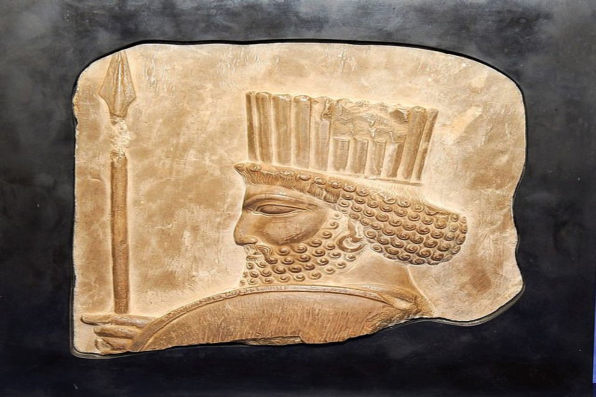نقش برجسته هخامنشی