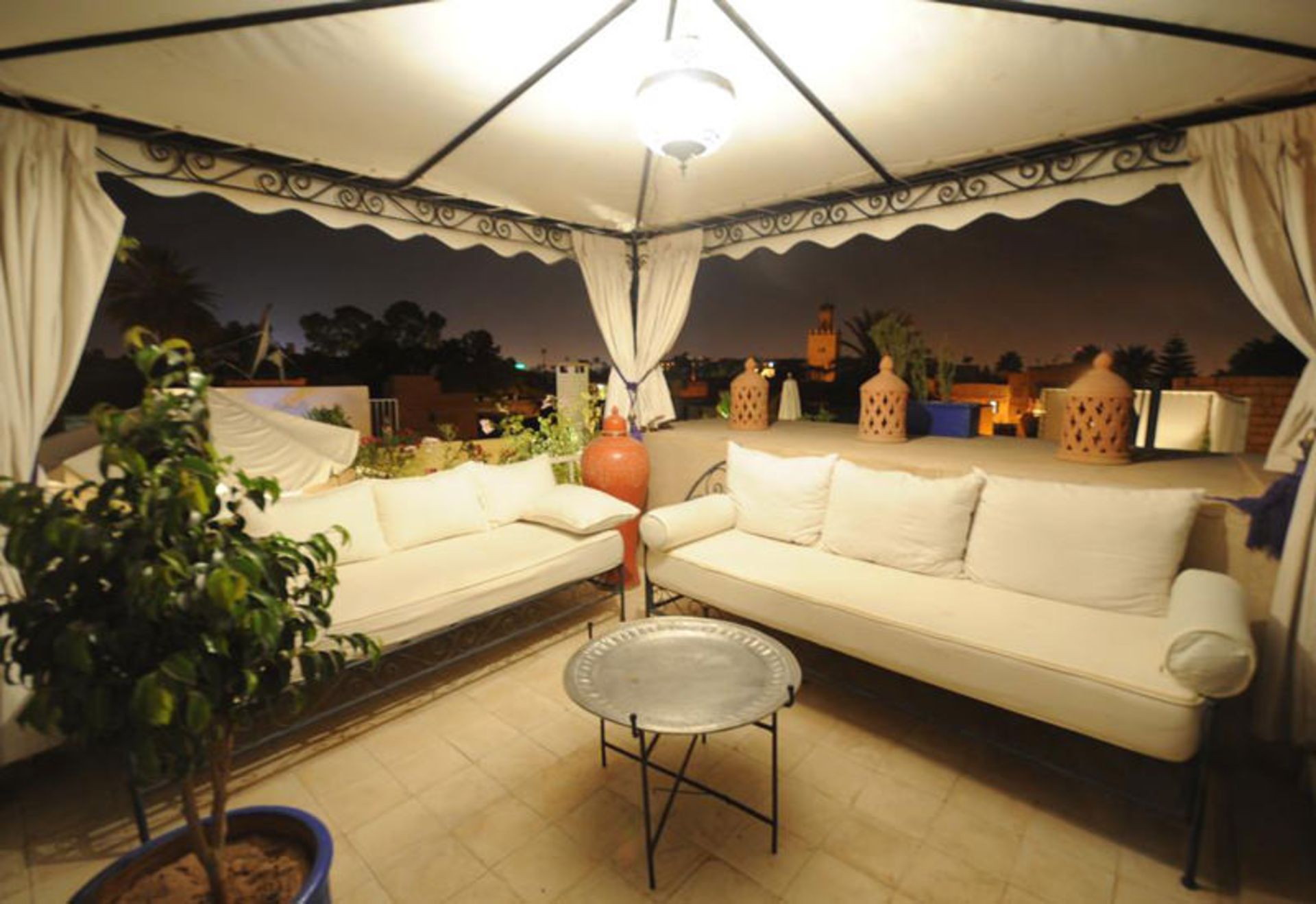 هتل ریاد نفیس (Riad Nafis)