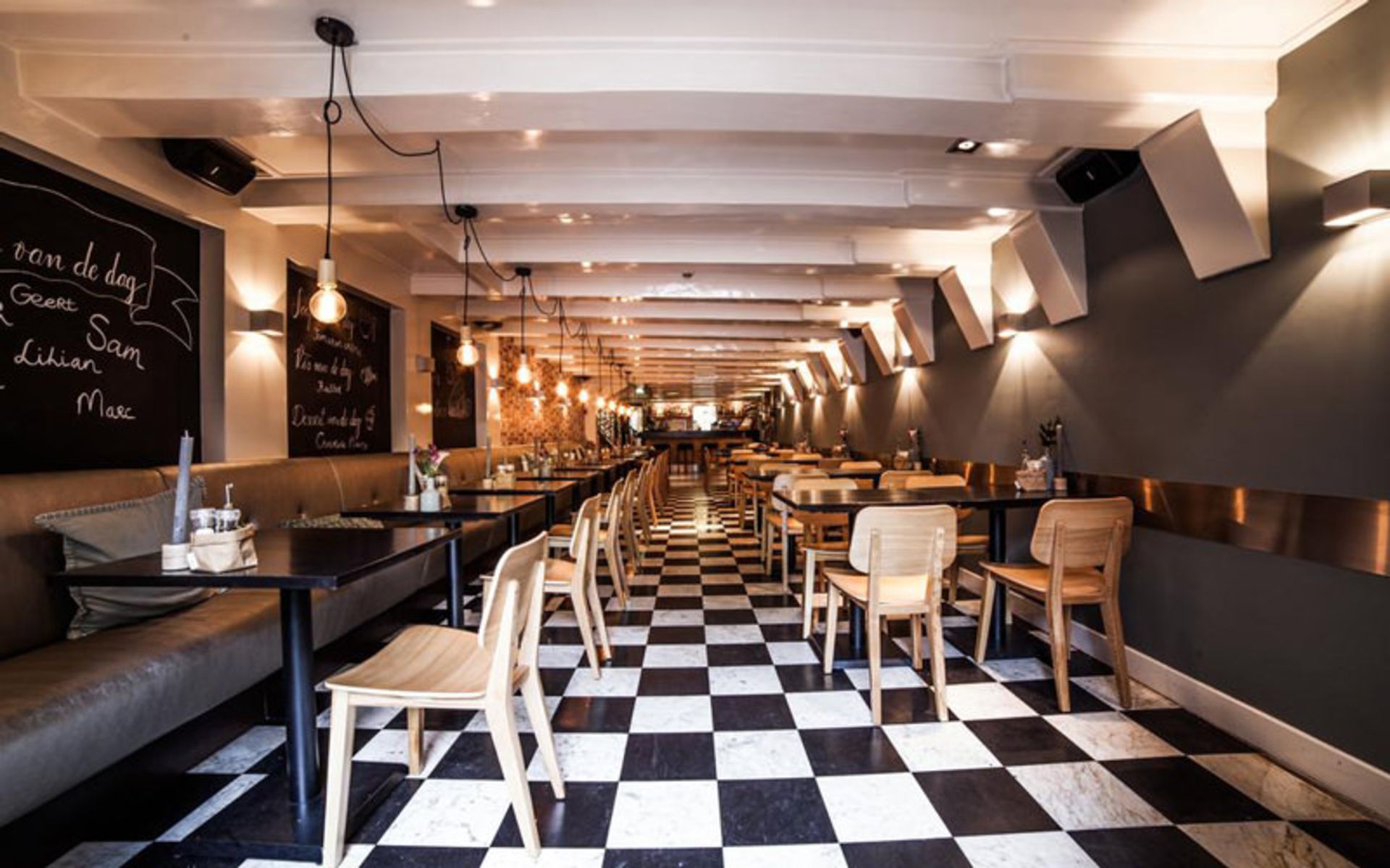 هتل دیکر ان تیجس فنیس (Dikker & Thijs Hotel)