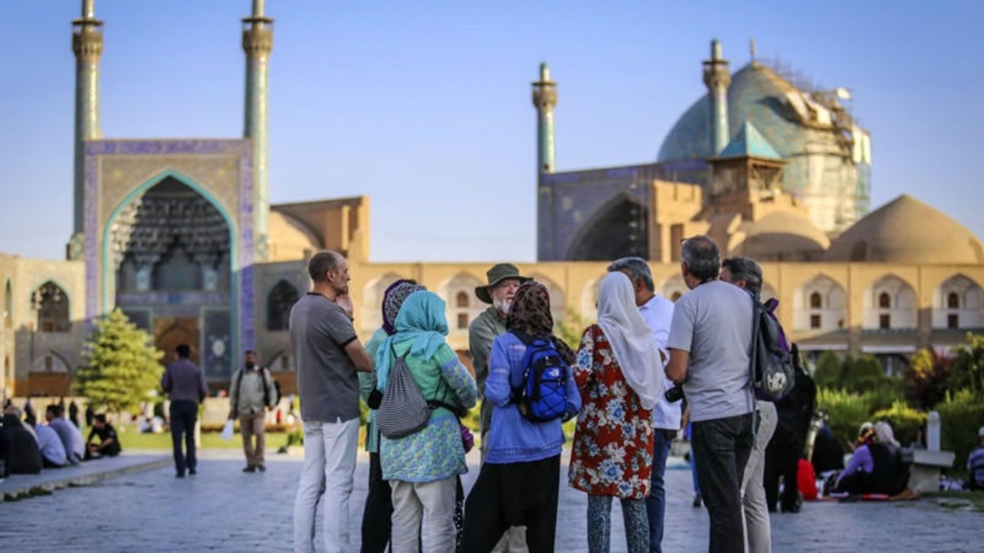 کاهش آمار گردشگران اروپایی به ایران