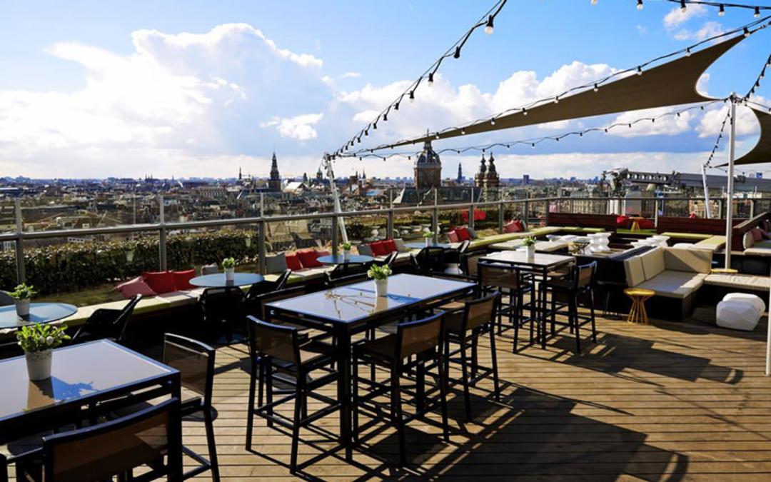 هتل دابل تری بای هیلتون آمستردام سنترال استیشن (DoubleTree by Hilton Amsterdam Centraal Station)