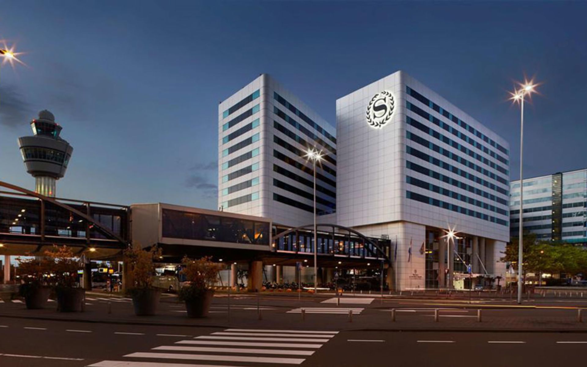 هتل شرایتون آمستردام ایرپورت اسخیپول (Sheraton Amsterdam Airport Schiphol)