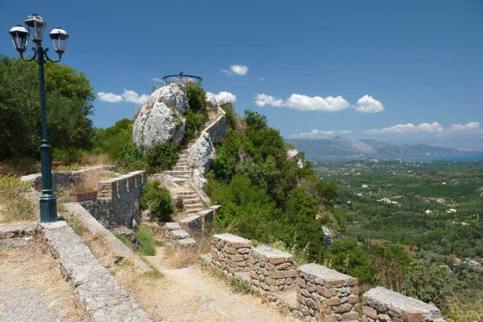 2018-7-622ac016-1915-4aaf-bd6d-09c3f2802571