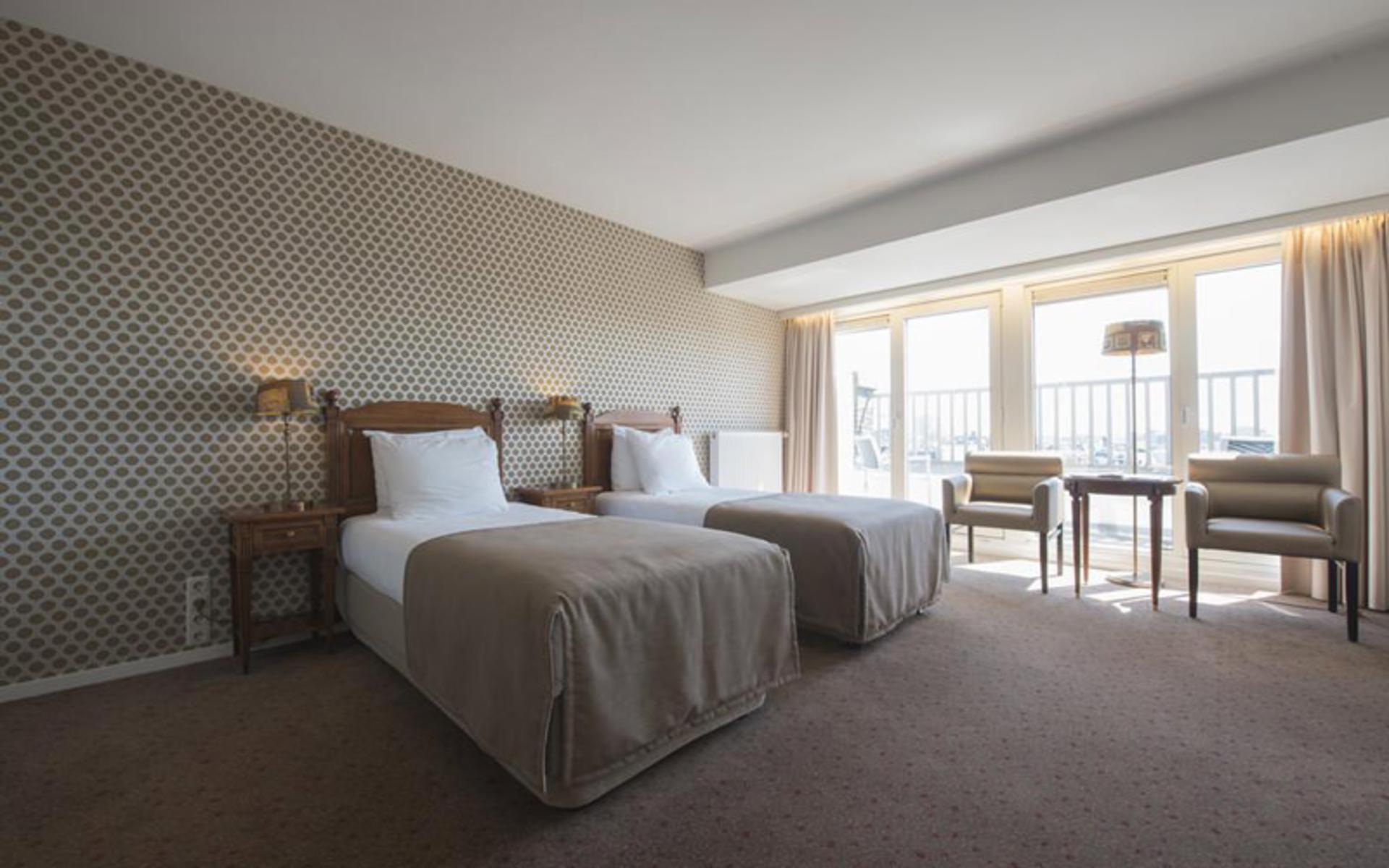 هتل دیکر ان تیجس فنیس (Dikker & Thijs Hotel)