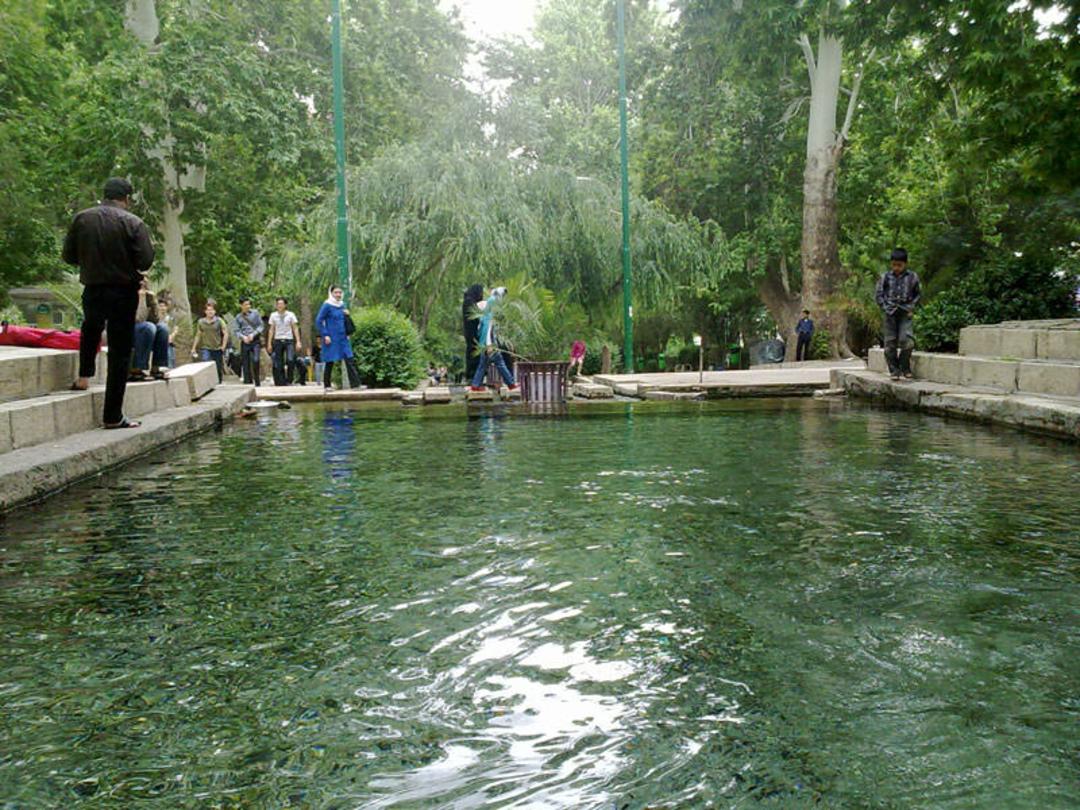 بوستان سرچشمه