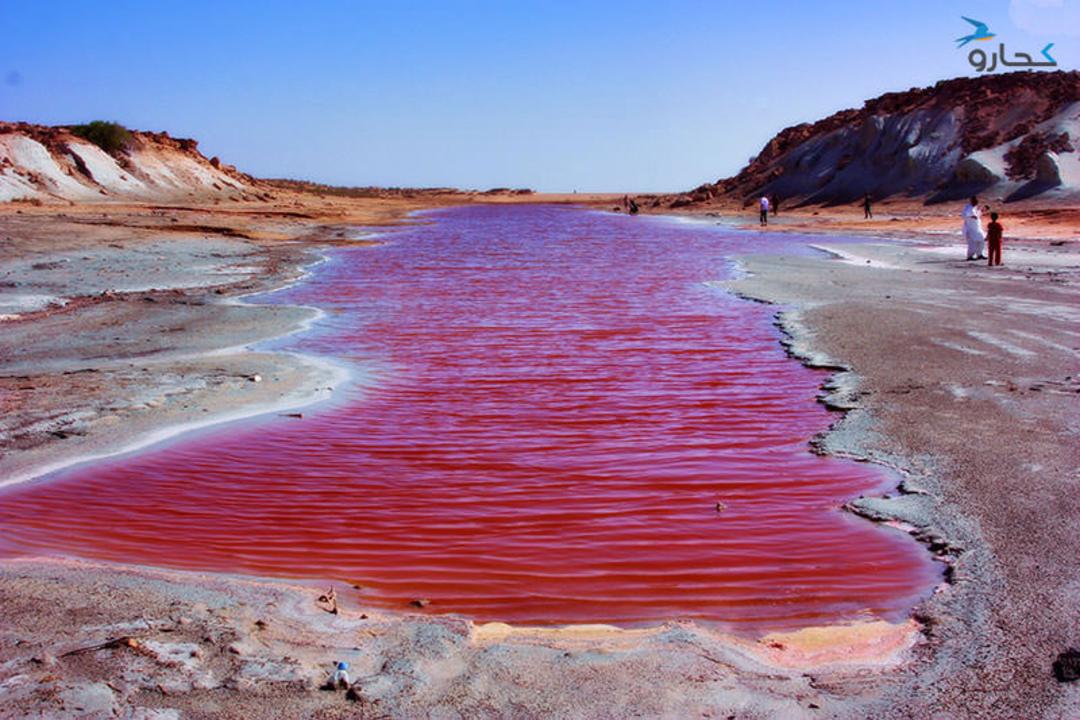 جاذبه های خلیج گواتر
