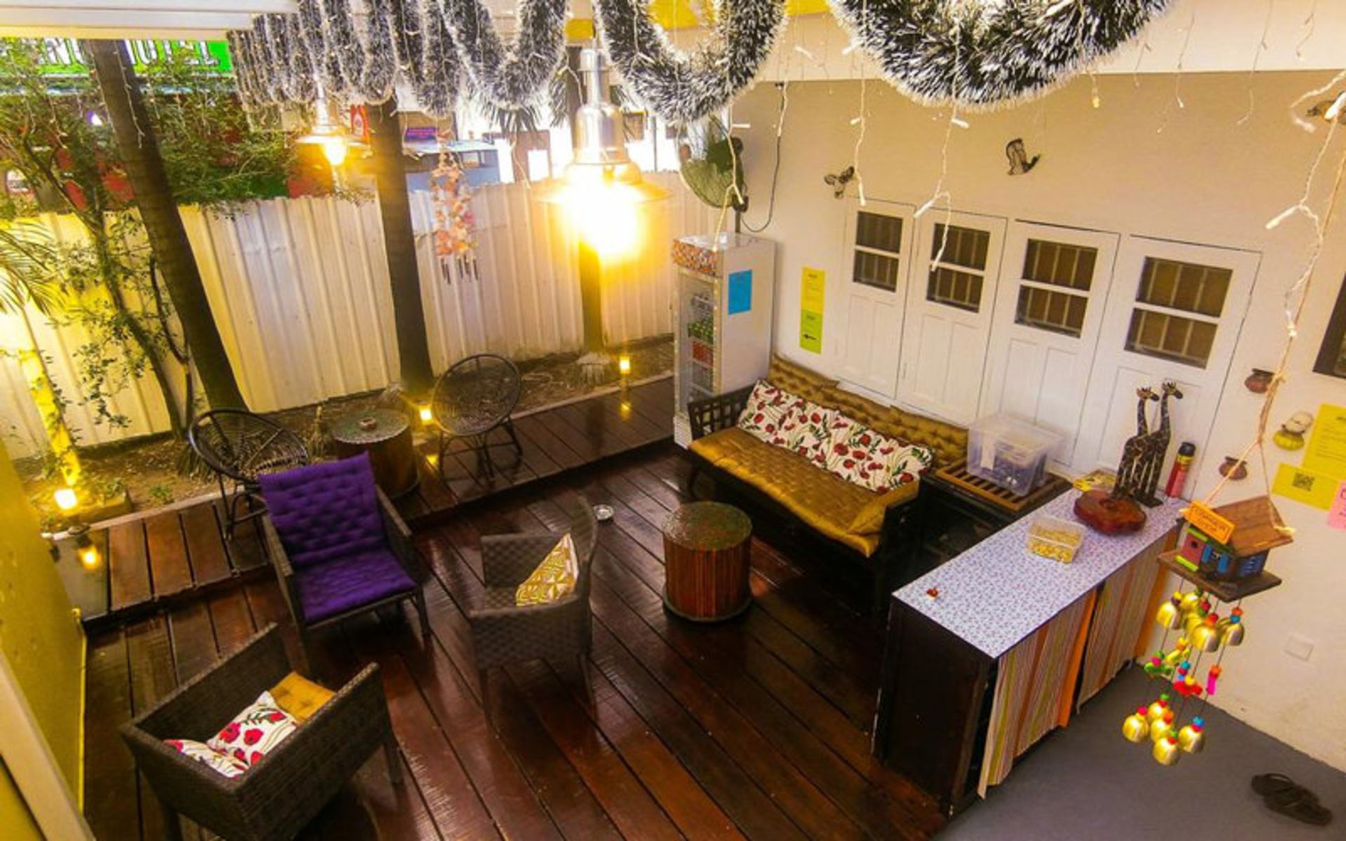 مهمان خانه آمتیس لاو (Amethyst Love Guesthouse)