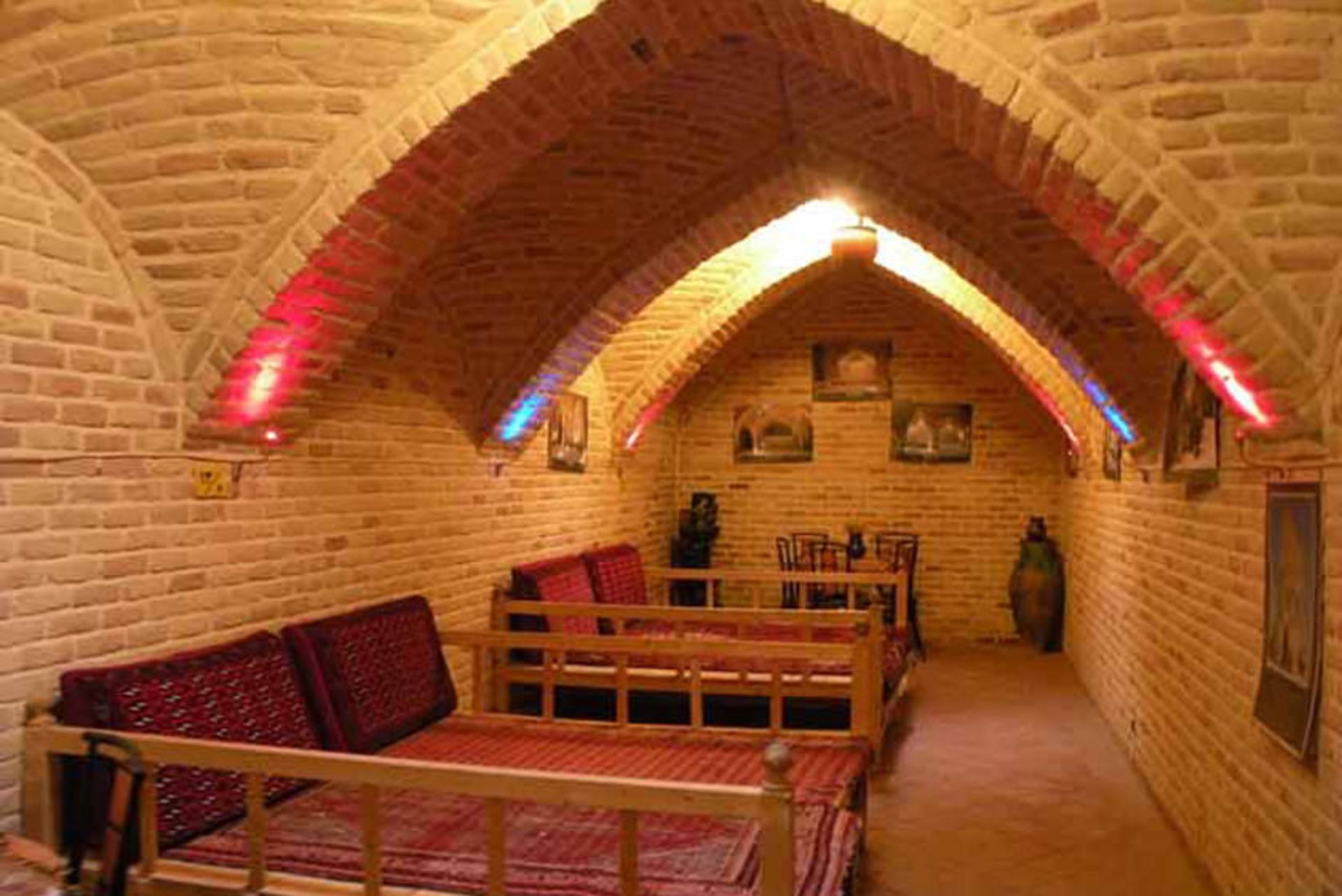 2018-7-7940664c-0a72-4349-8a3a-5e75918952d6