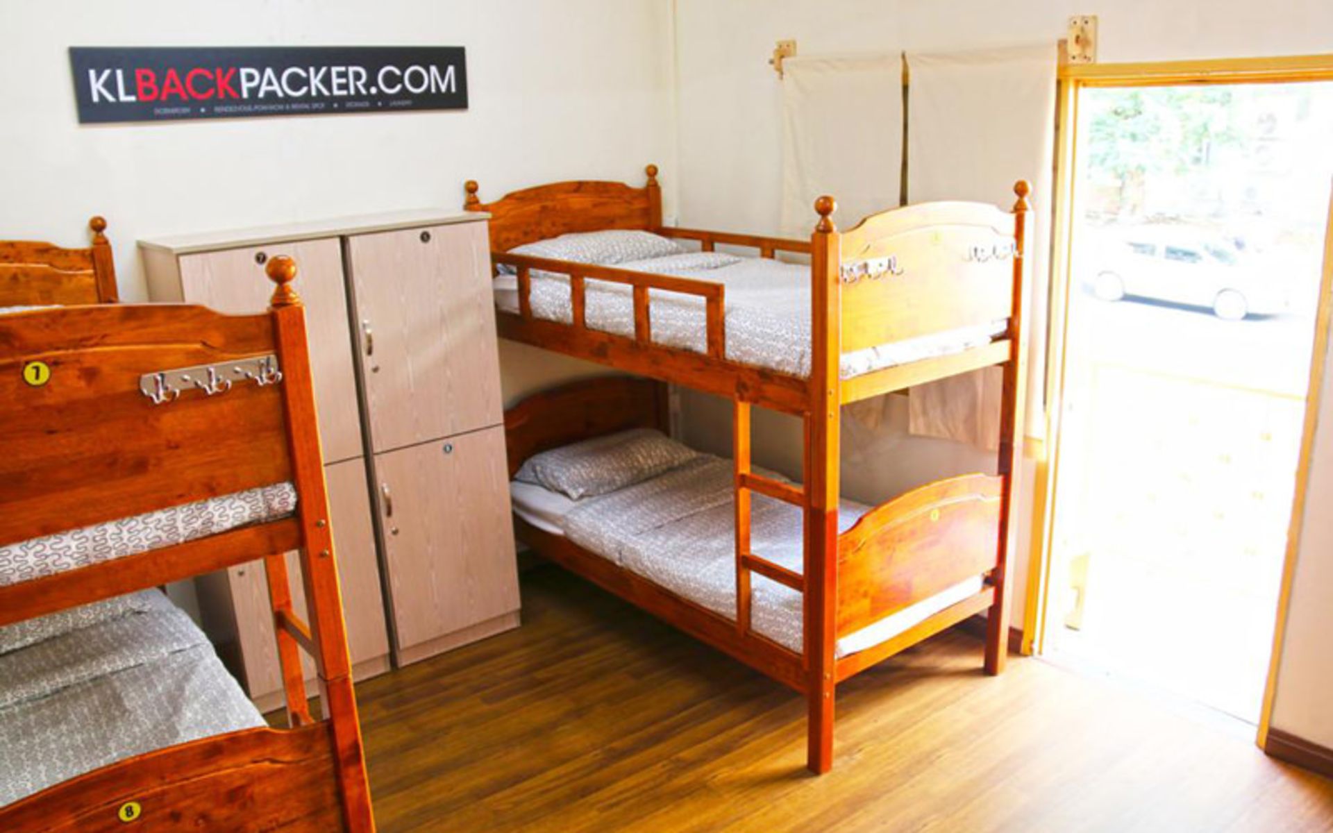 هتل کی‌ال بک پکر دات کام (KLBackpacker.Com)