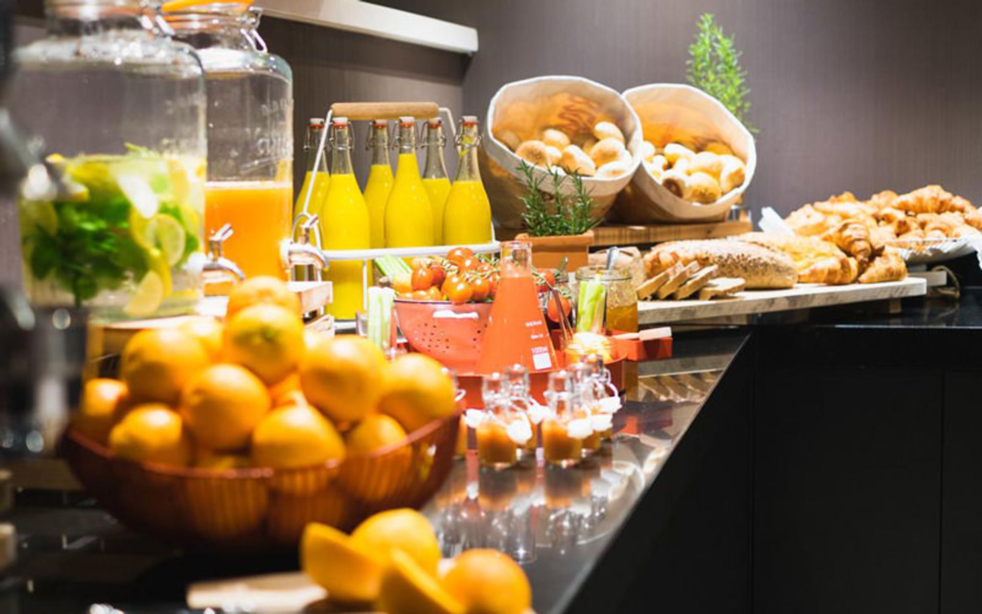 هتل رادیسون بلو آمستردام (Radisson Blu Hotel, Amsterdam)