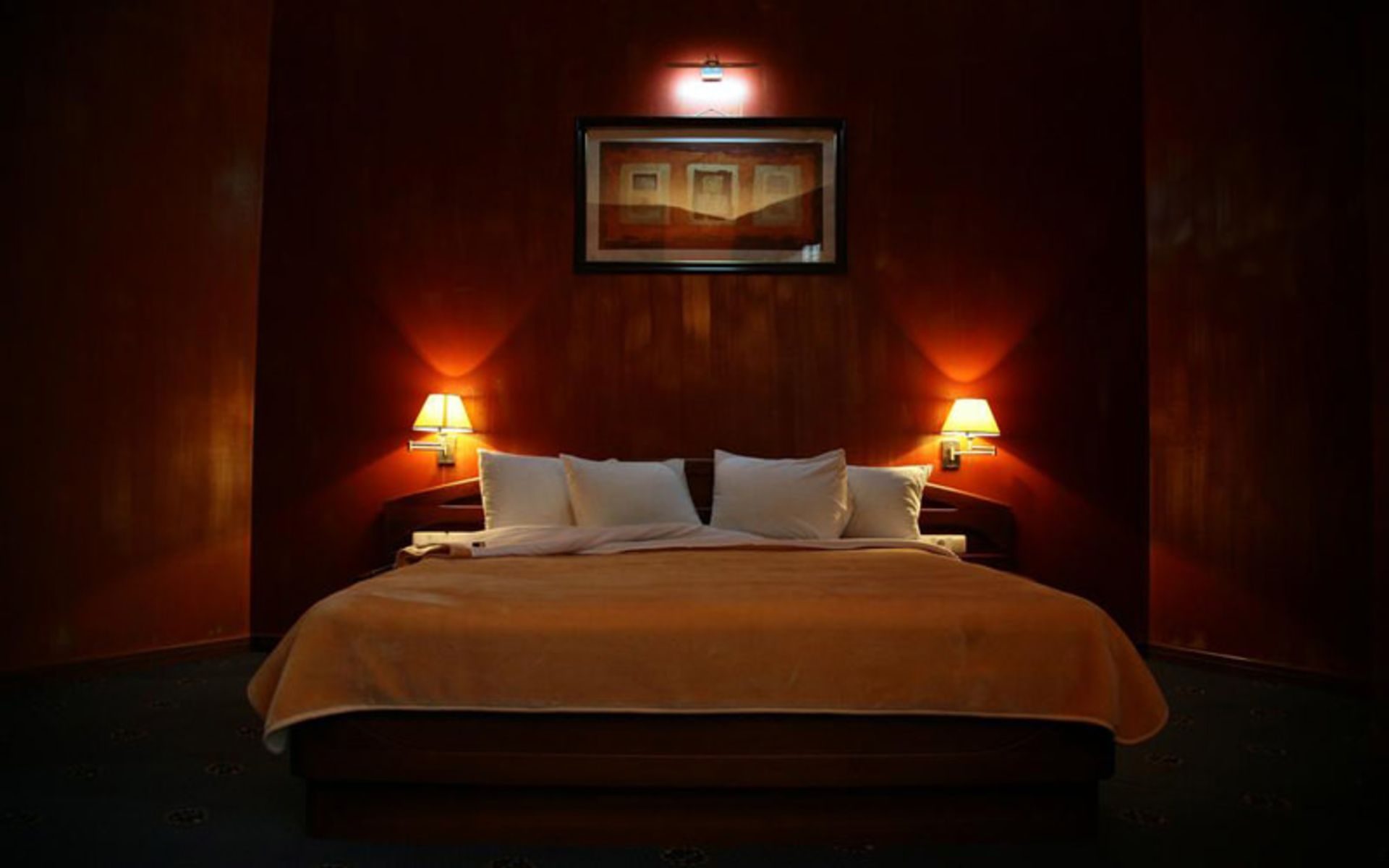 هتل آرارات (Ararat Hotel)