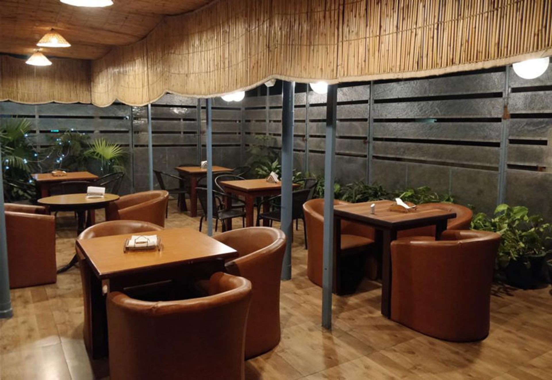 هتل روپام (Rupam Hotel)