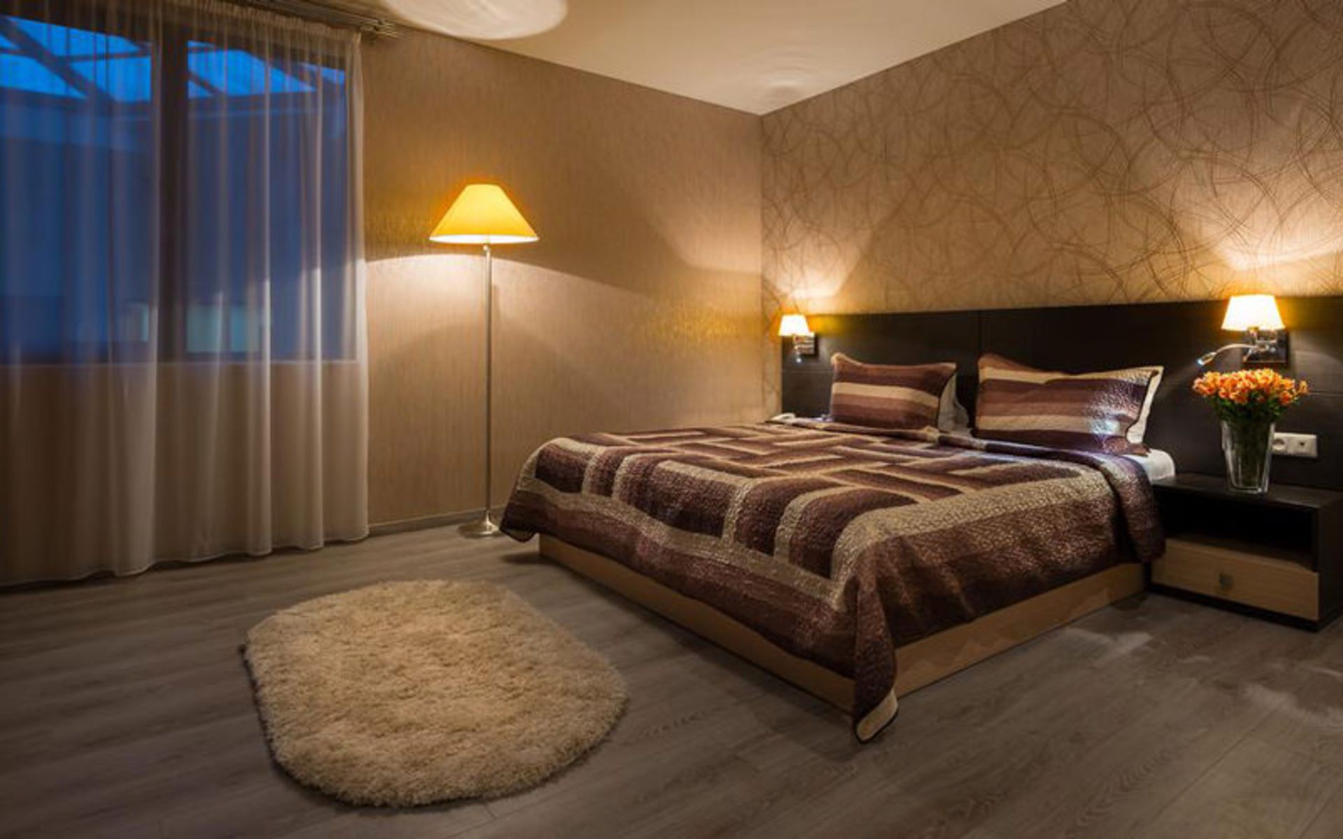 هتل آرارات (Ararat Hotel)