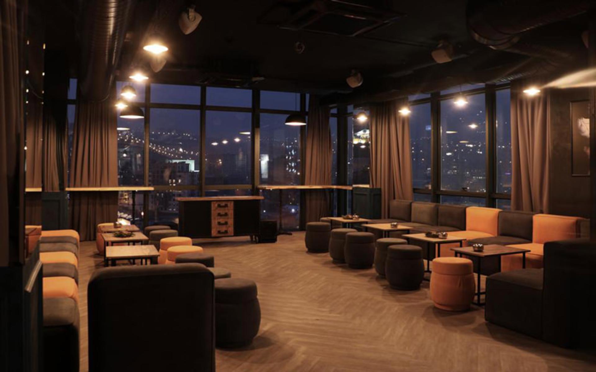 هتل اپرا سوئیت (Opera Suite Hotel)