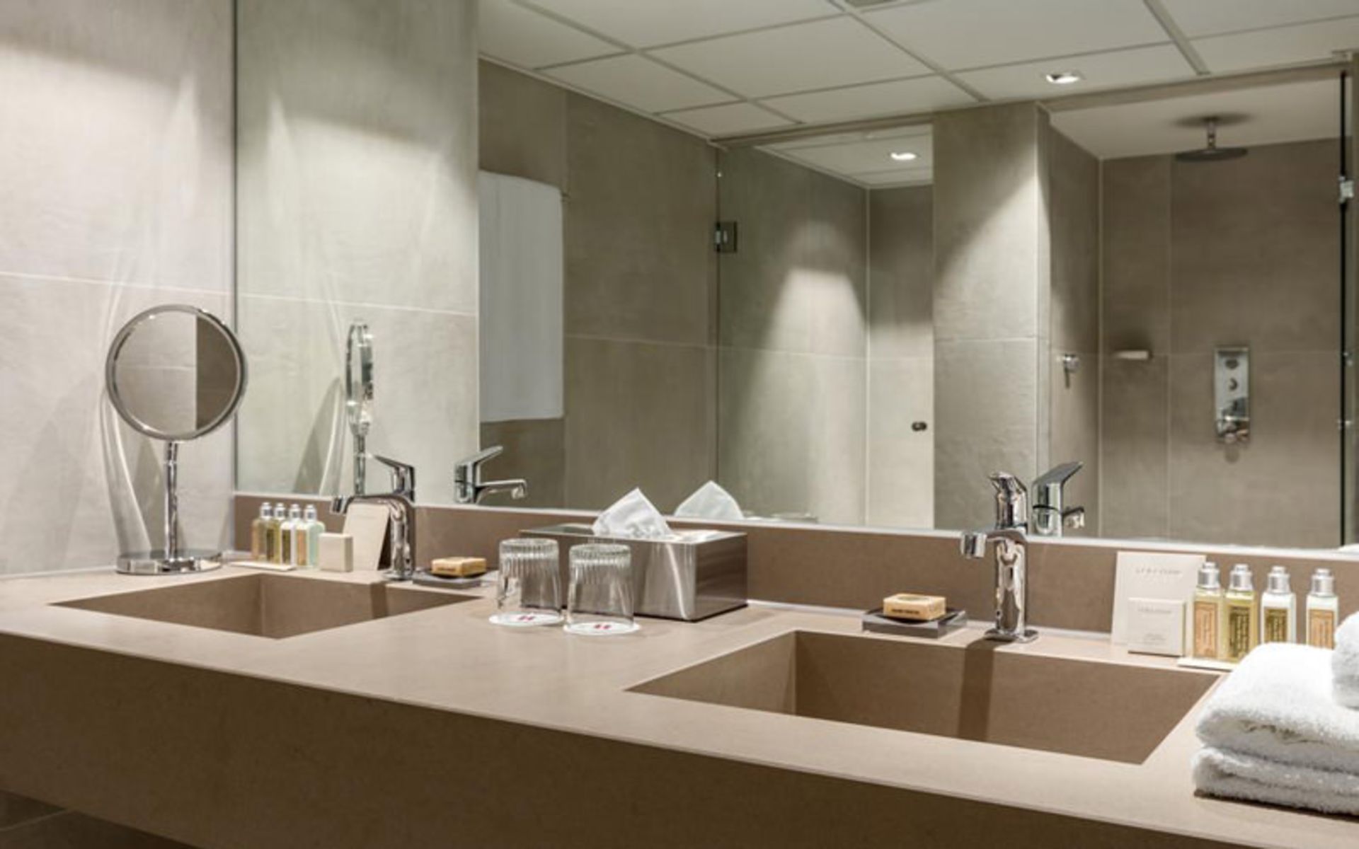 هتل آمستردام ماریوت (Amsterdam Marriott Hotel)