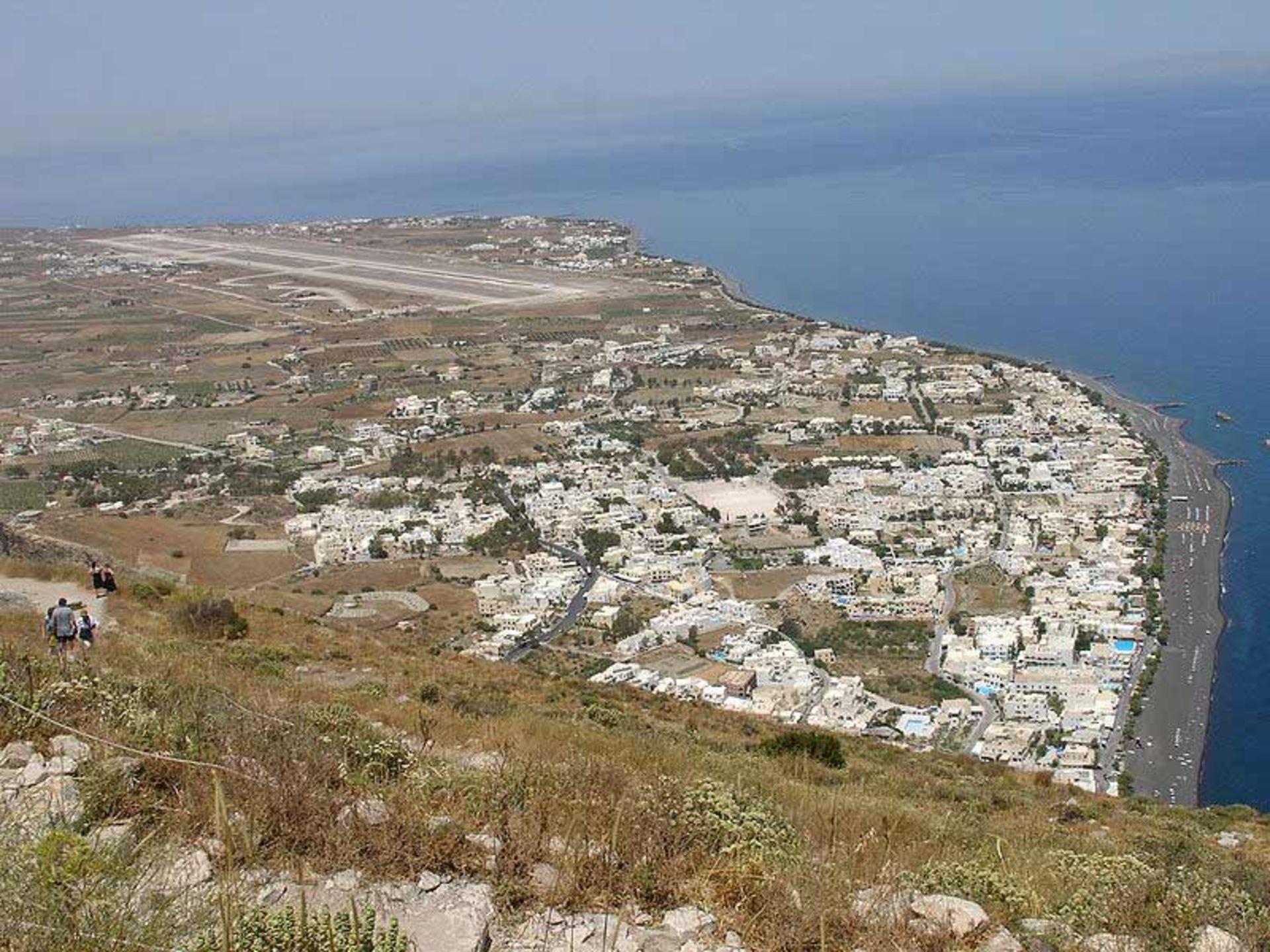 فرودگاه سانتورینی
