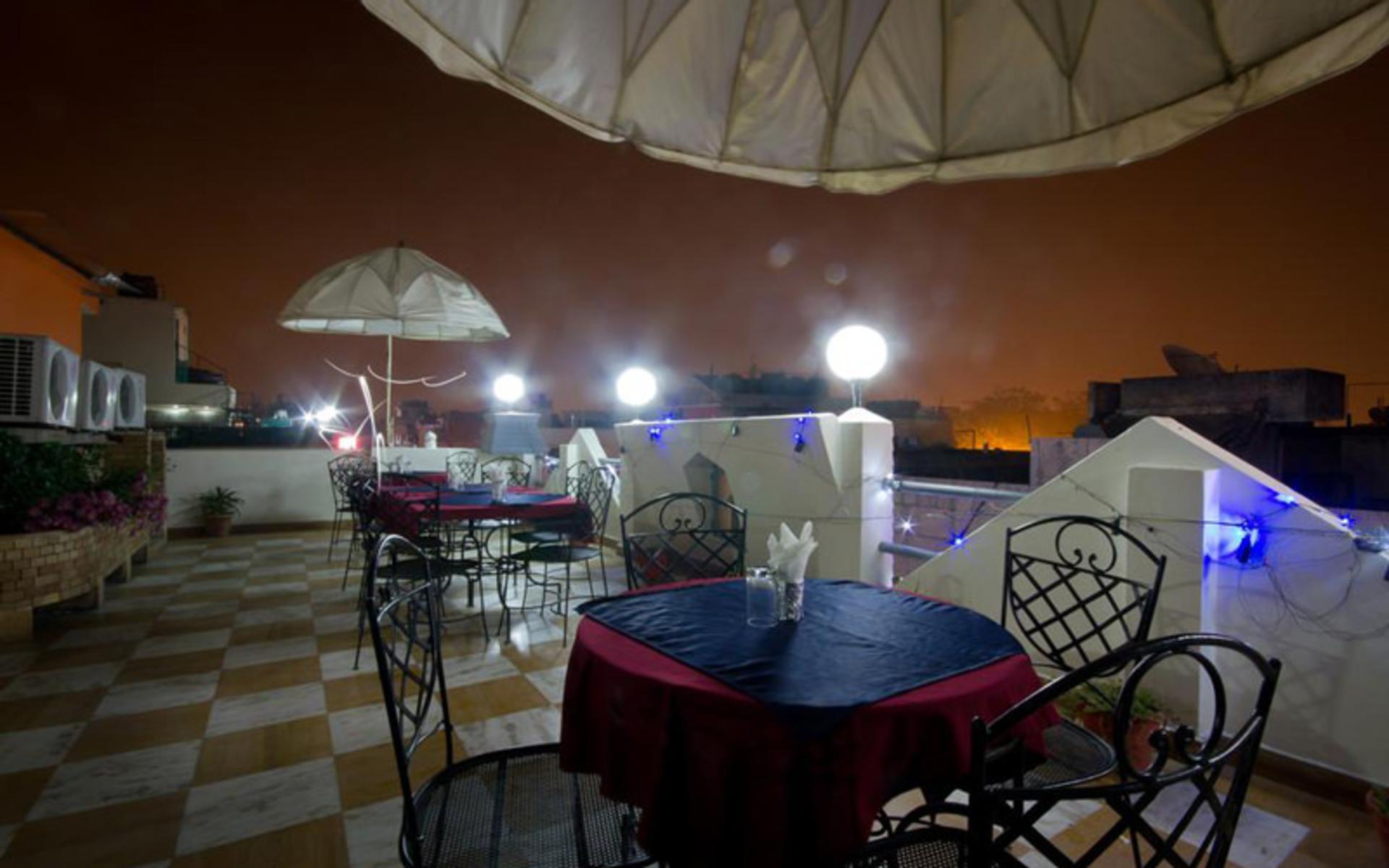 هتل سان استار گرند (Hotel Sunstar Grand)