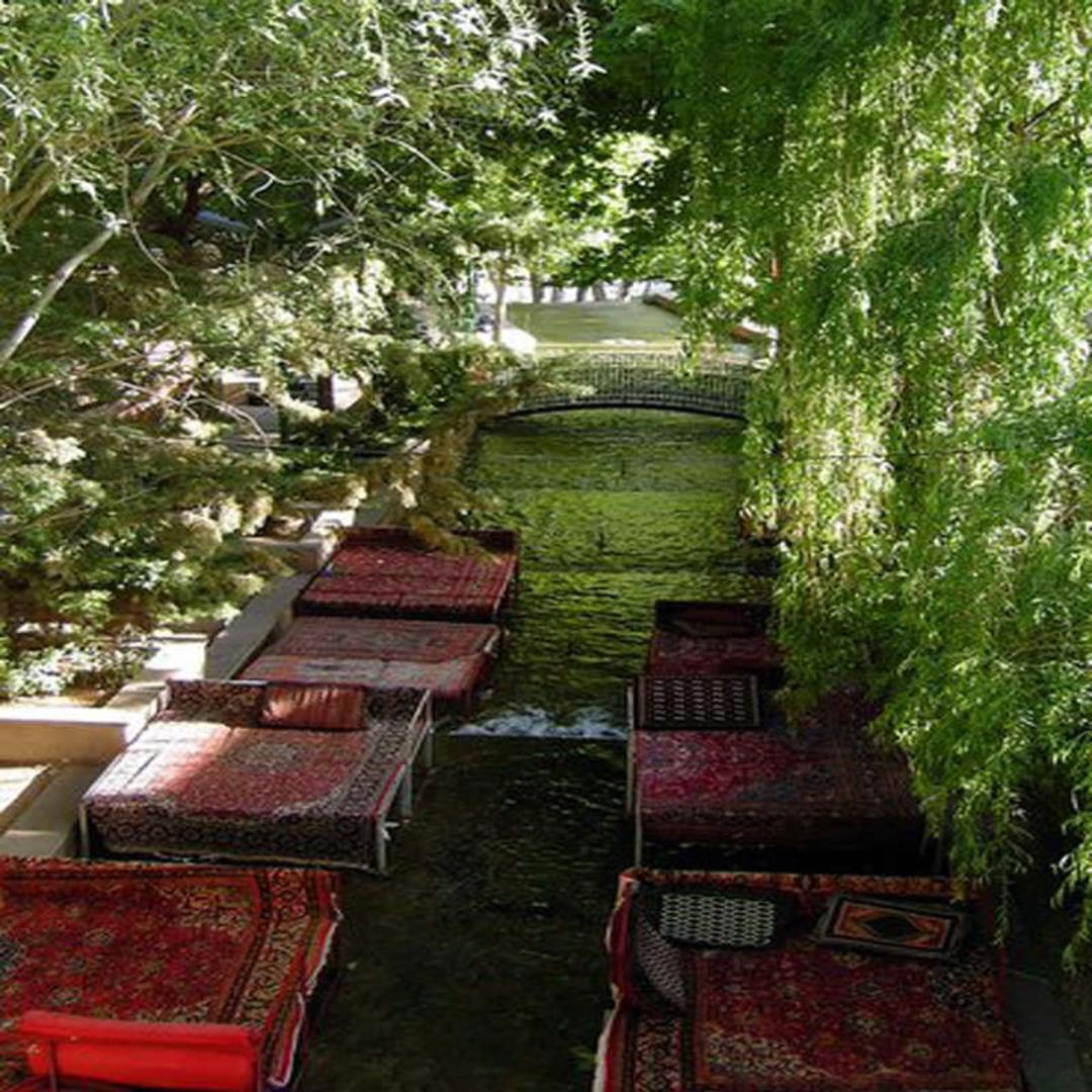 بوستان سرچشمه