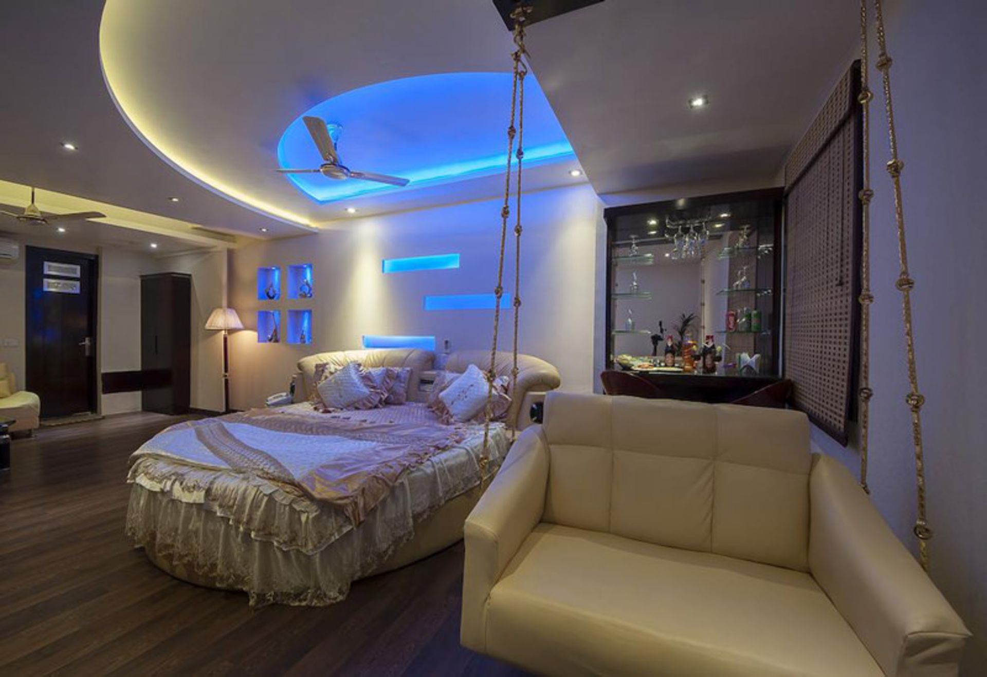 هتل اینترسیتی (Hotel Intercity)