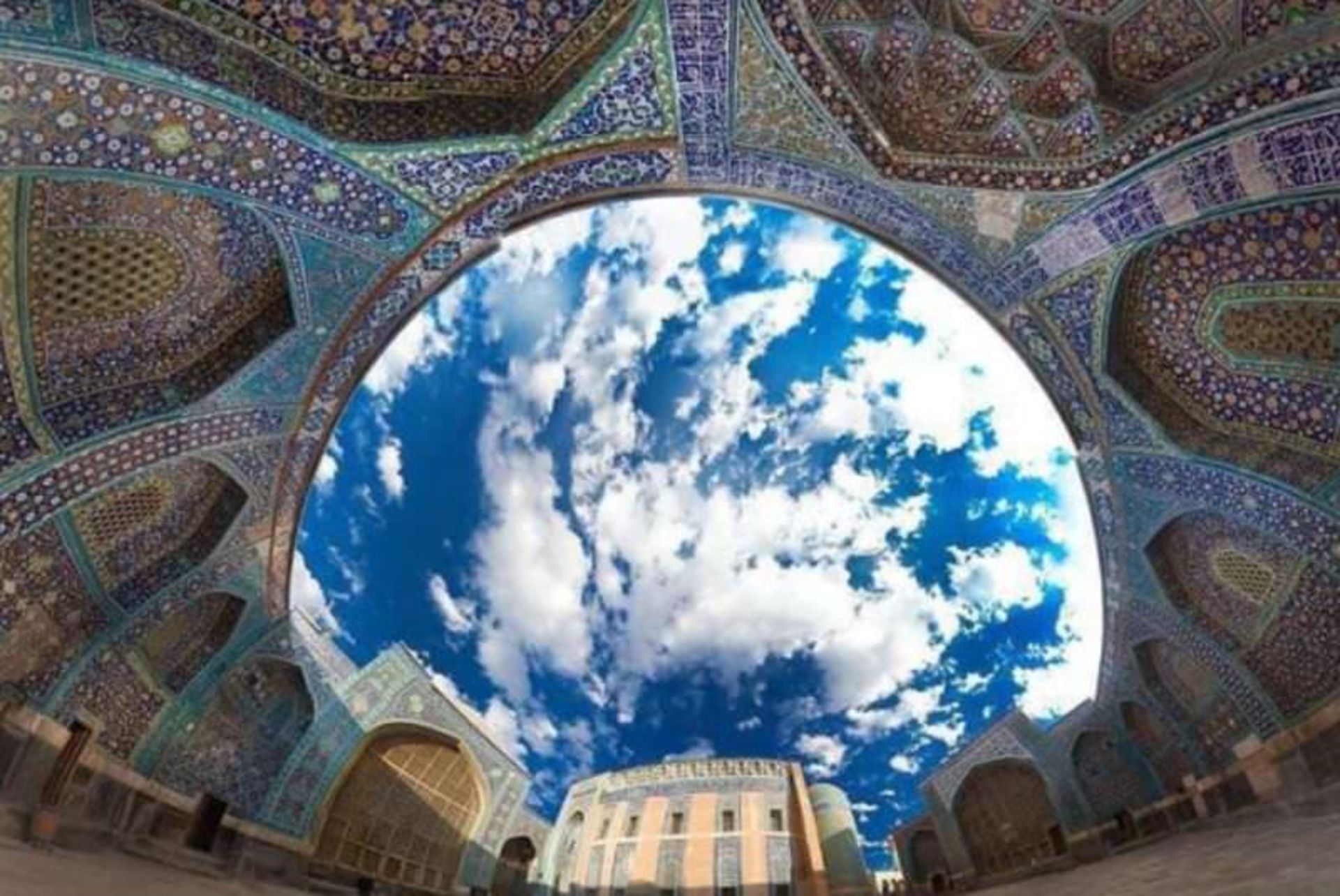بقعه شیخ صفی الدین اردبیلی