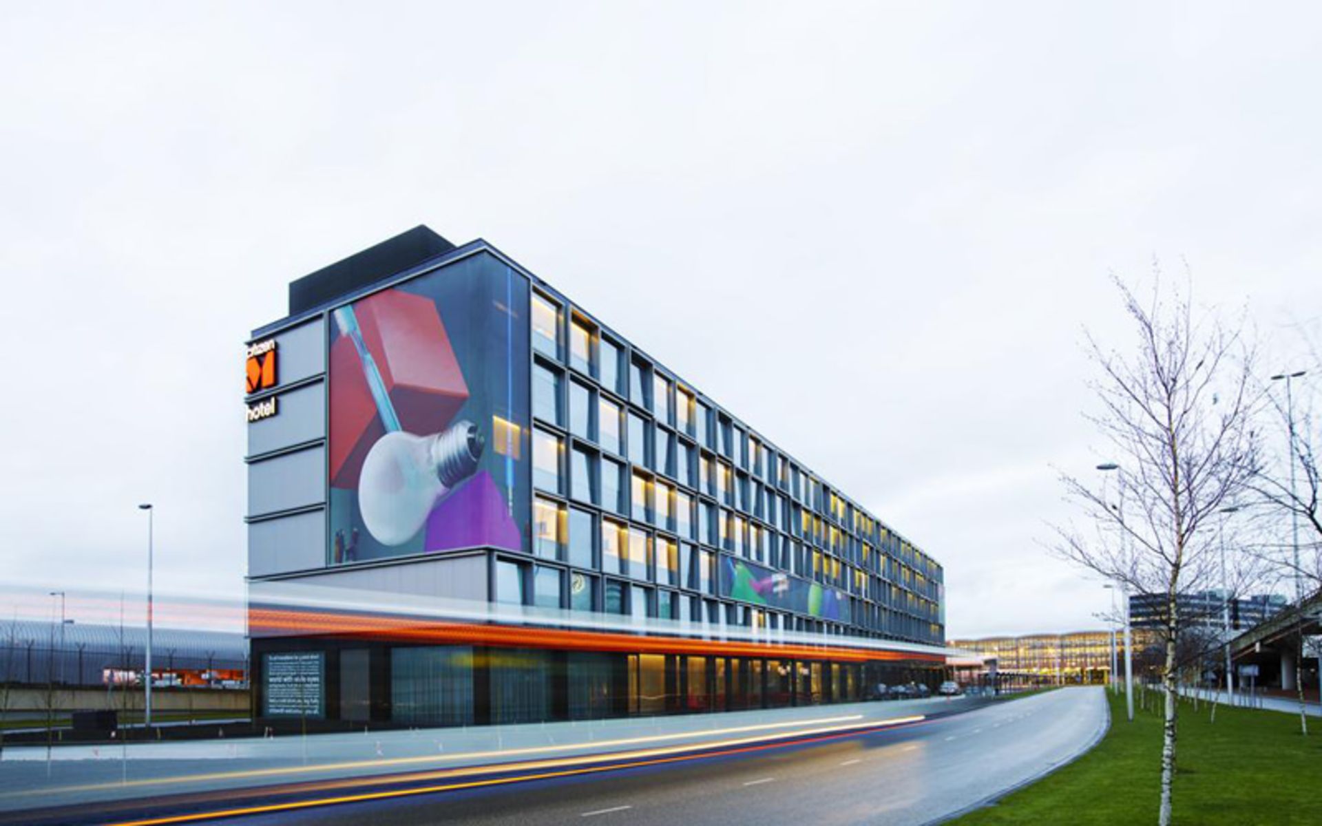 هتل سیتیزن ام اسخیپول (citizenM Schiphol Airport)