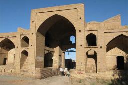 کاروانسرای عباس آباد میامی