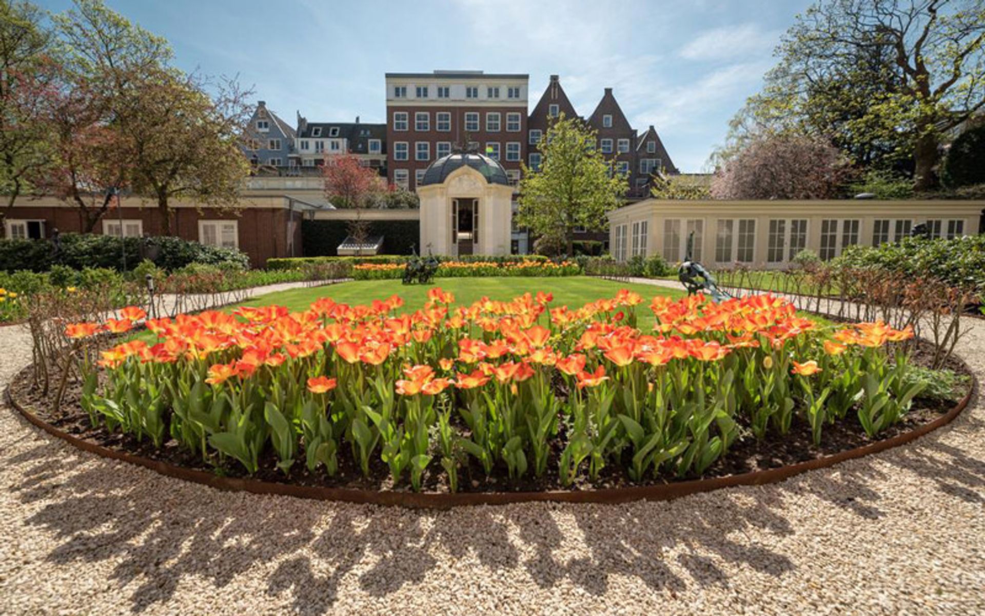 هتل والدورف آستوریا آمستردام (Waldorf Astoria Amsterdam)