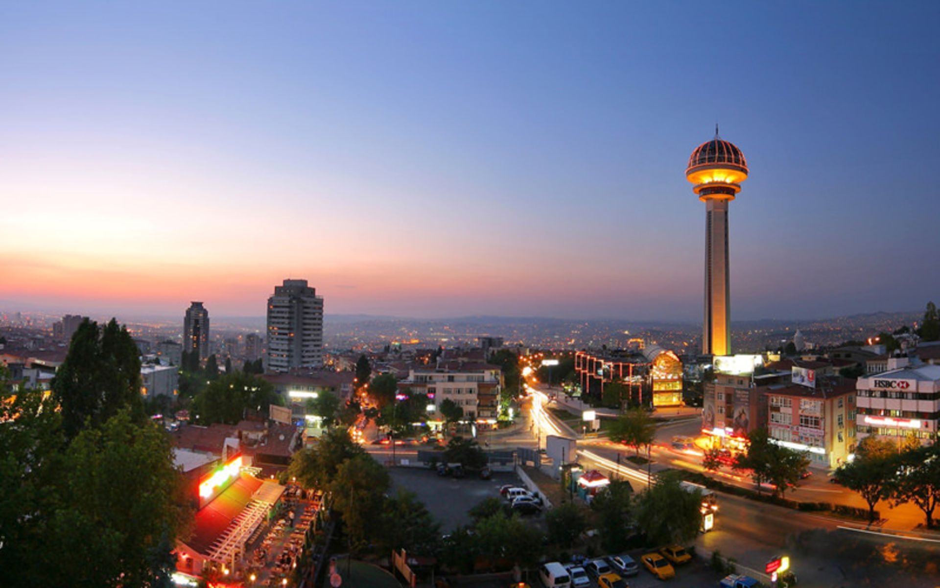 برج آتاکوله (Atakule Tower)