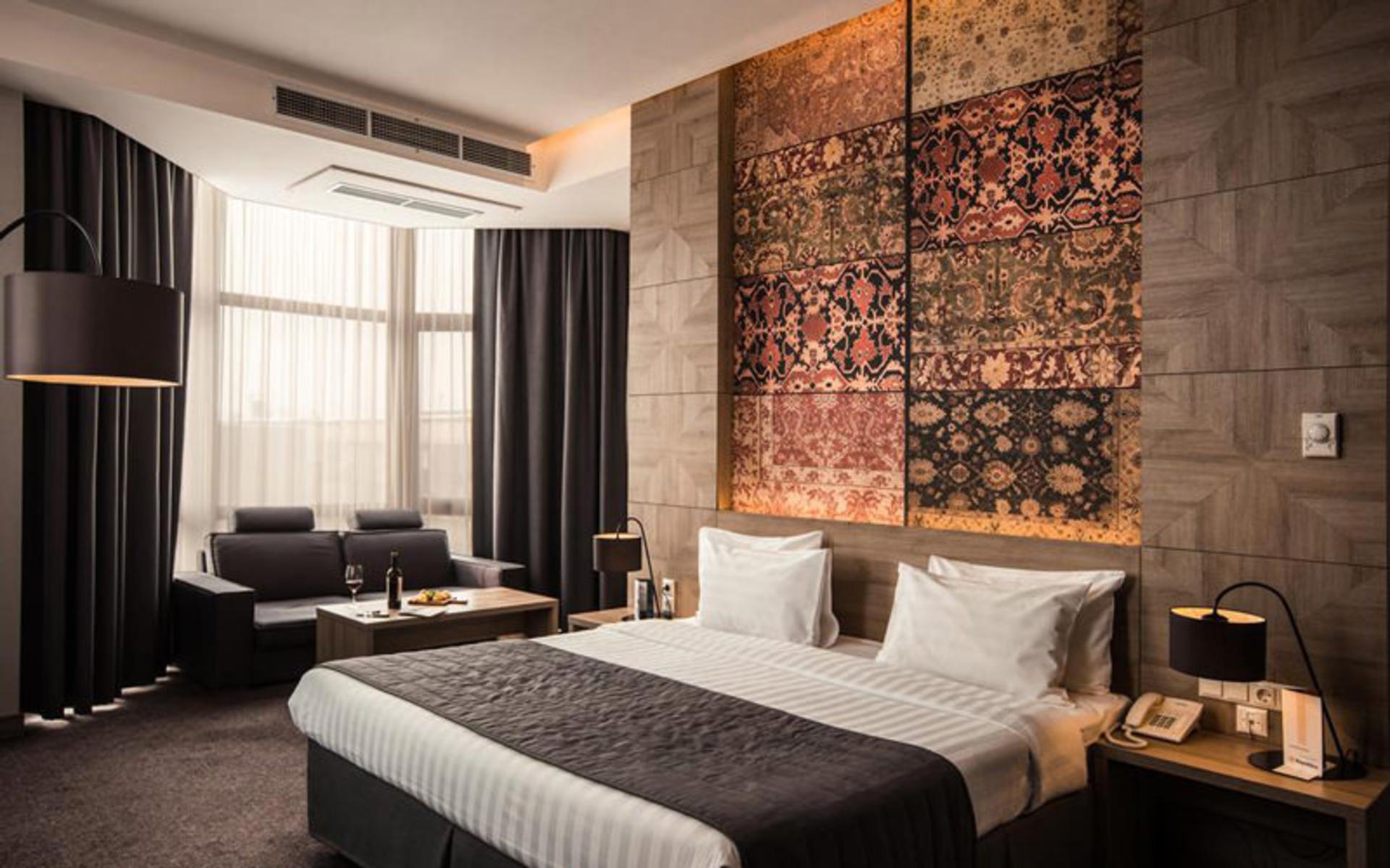 هتل ریپابلیکا ایروان (Republica Hotel Yerevan)