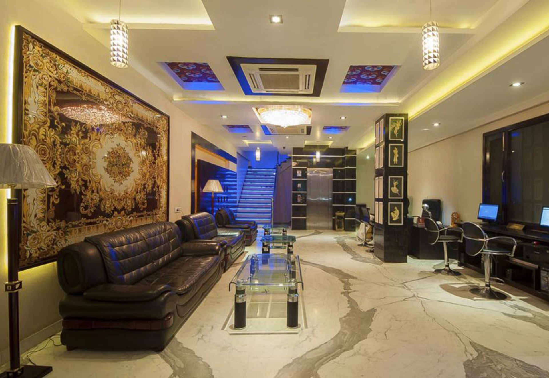 هتل اینترسیتی (Hotel Intercity)