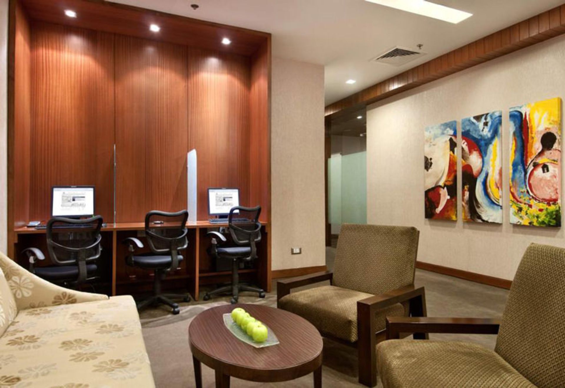 هتل پیکادیلی دهلی نو (Piccadily Hotel New Delhi)