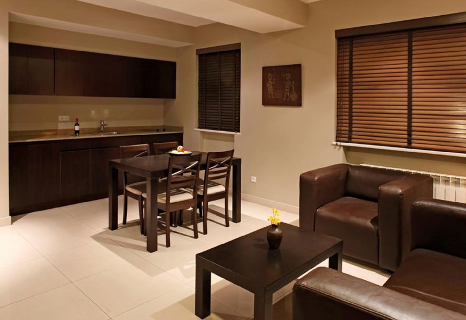 هتل مگ (Hotel Meg)