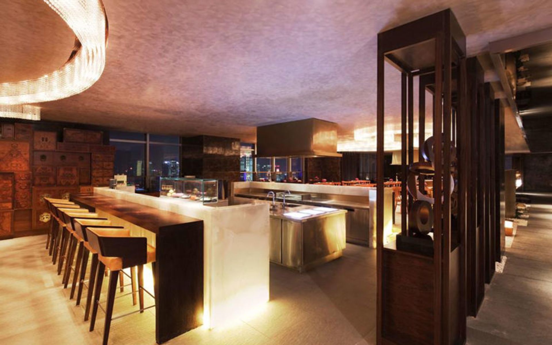 هتل شرایتون شانگهای هونگکو (Sheraton Shanghai Hongkou Hotel)