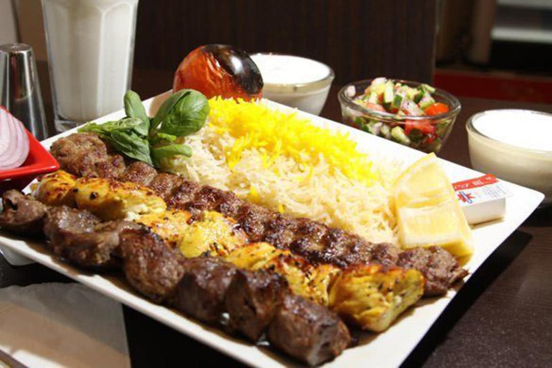 رستوران چهارفصل طبس