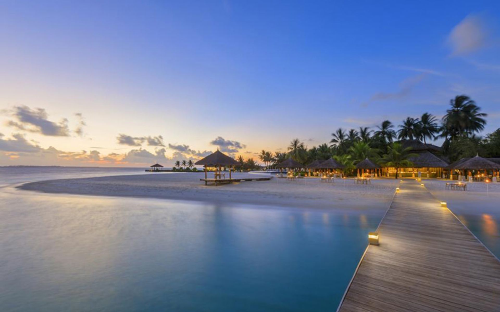 هتل وِلاسارو مالدیوز (Velassaru Maldives)