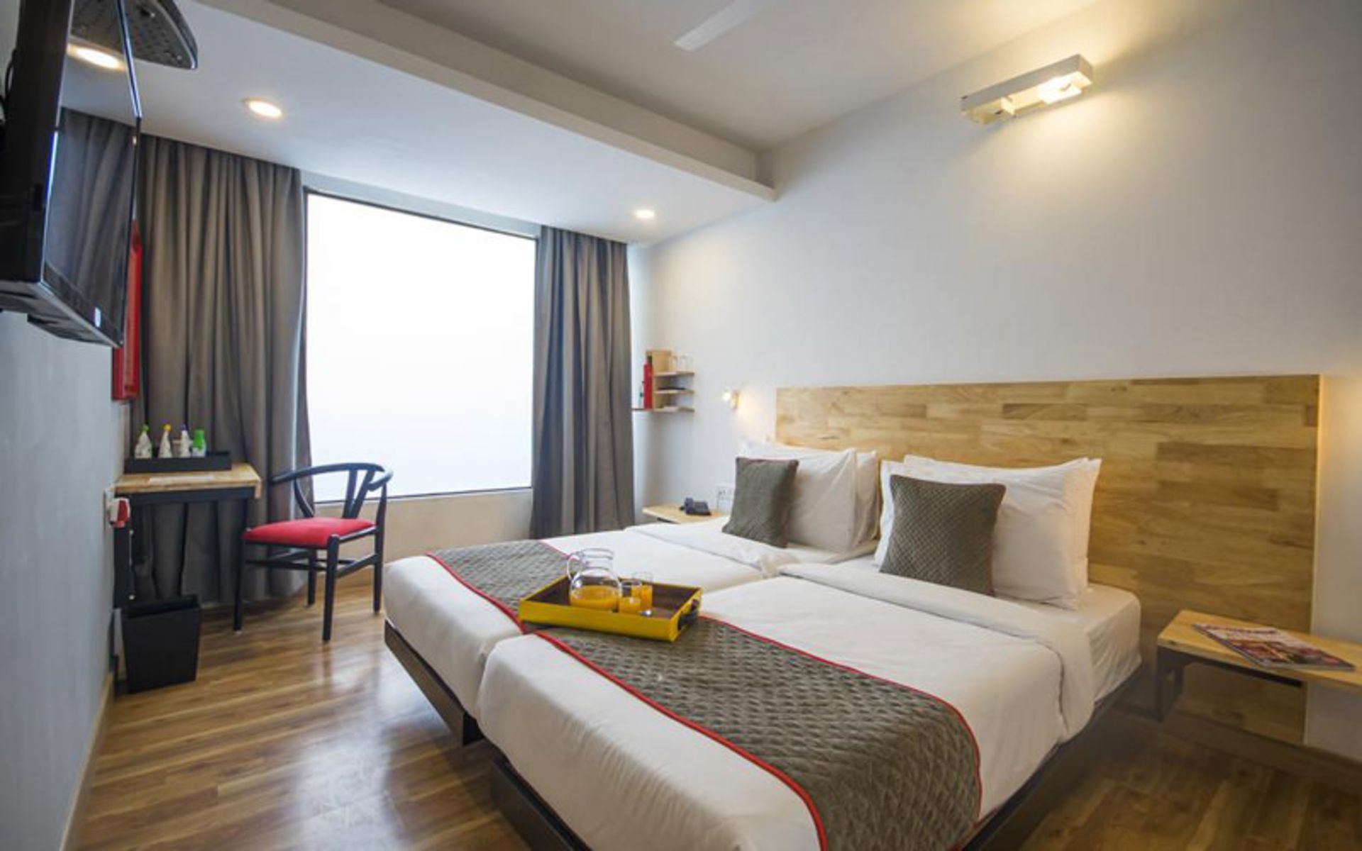 هتل اویو تون هوس اینترنشنال ایرپورت (OYO Townhouse 016 International Airport)