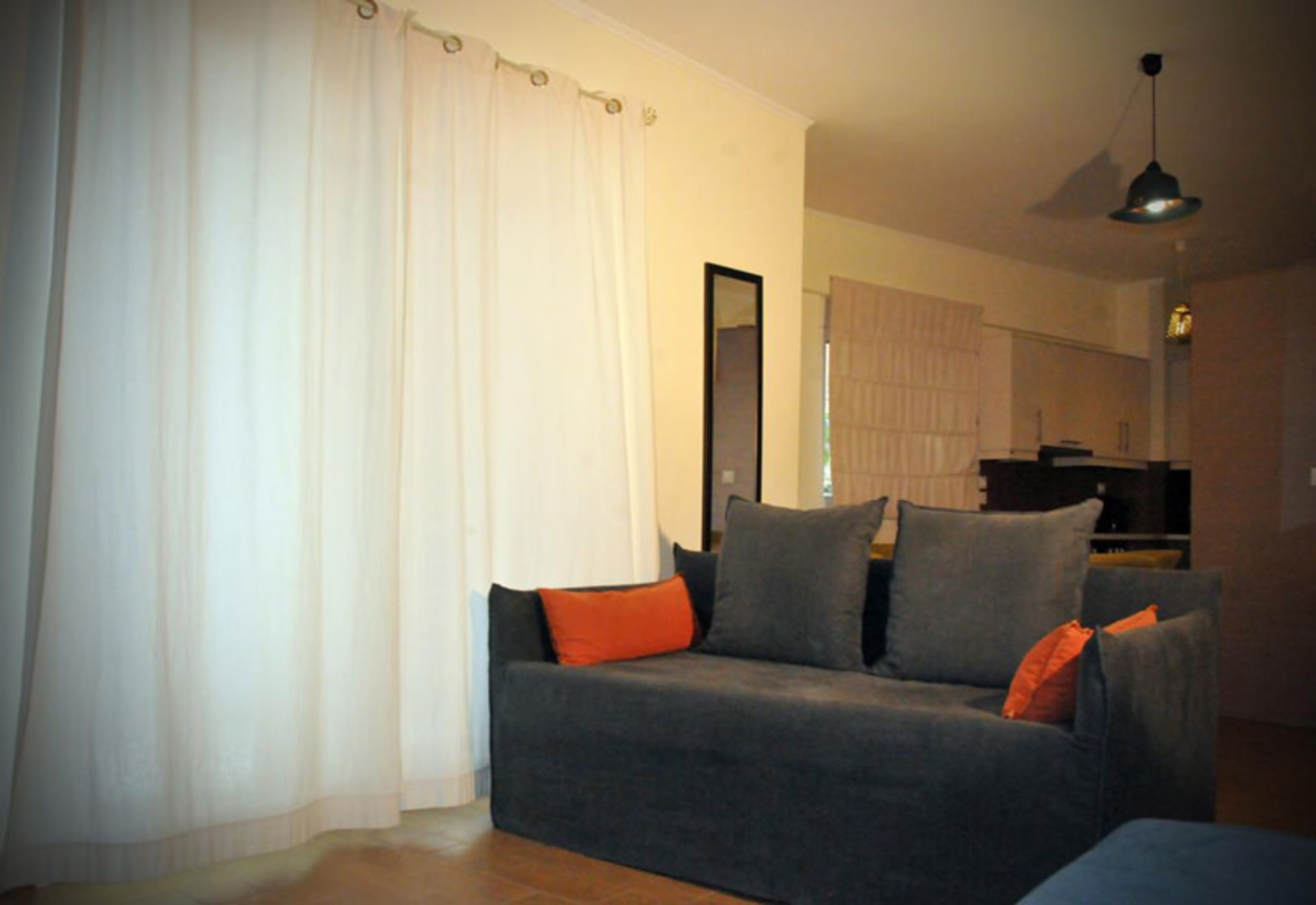 هتل آپارتمان آتن لوتوس (Athens Lotus Apartments)
