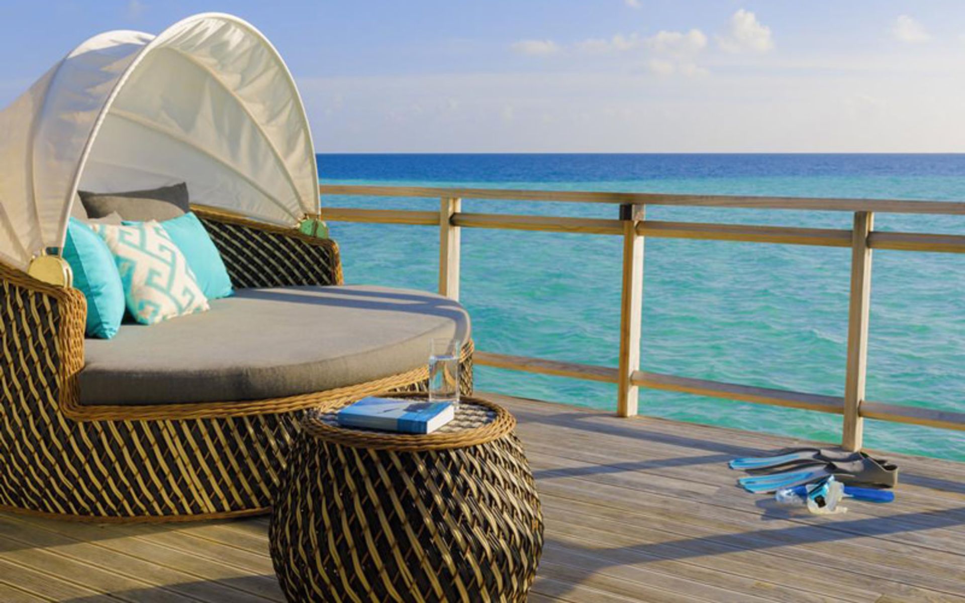 هتل وِلاسارو مالدیوز (Velassaru Maldives)