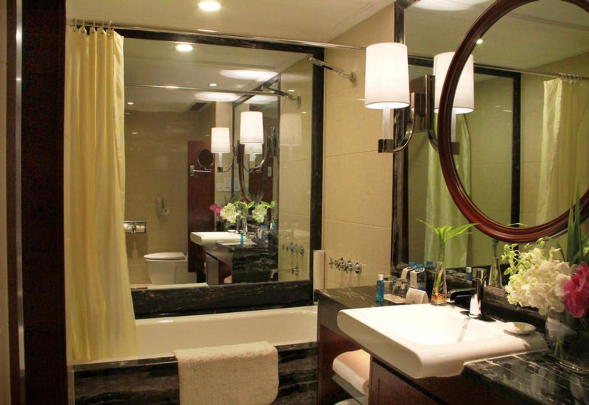 هتل سنترال شانگهای (Central Hotel Shanghai)