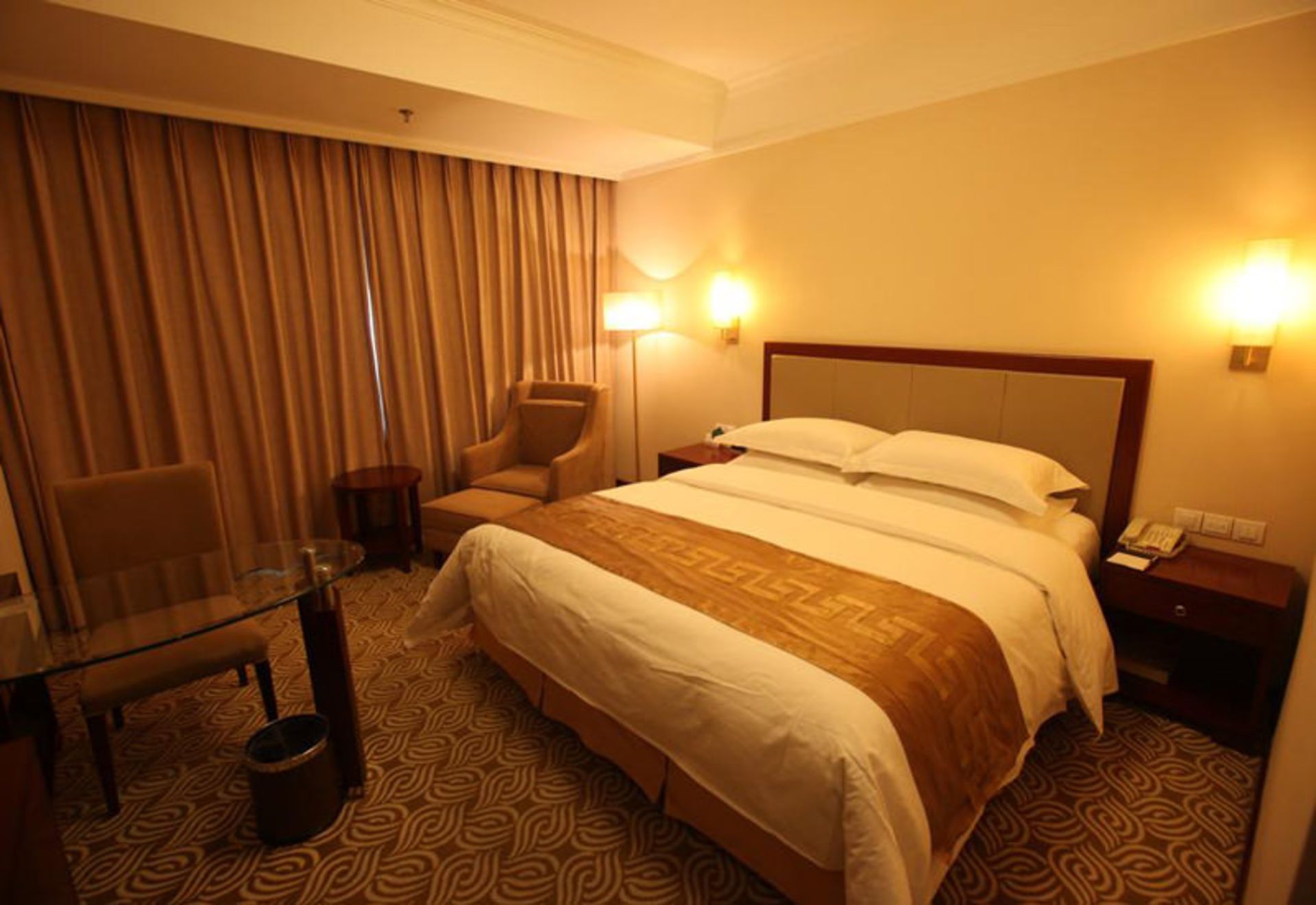 هتل اینر مونگولیا گرند (Inner Mongolia Grand Hotel)