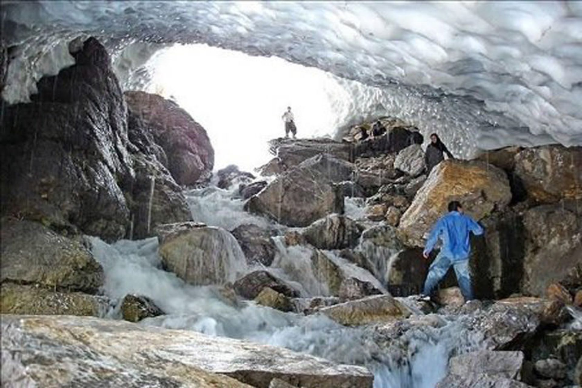 غارهای یخی