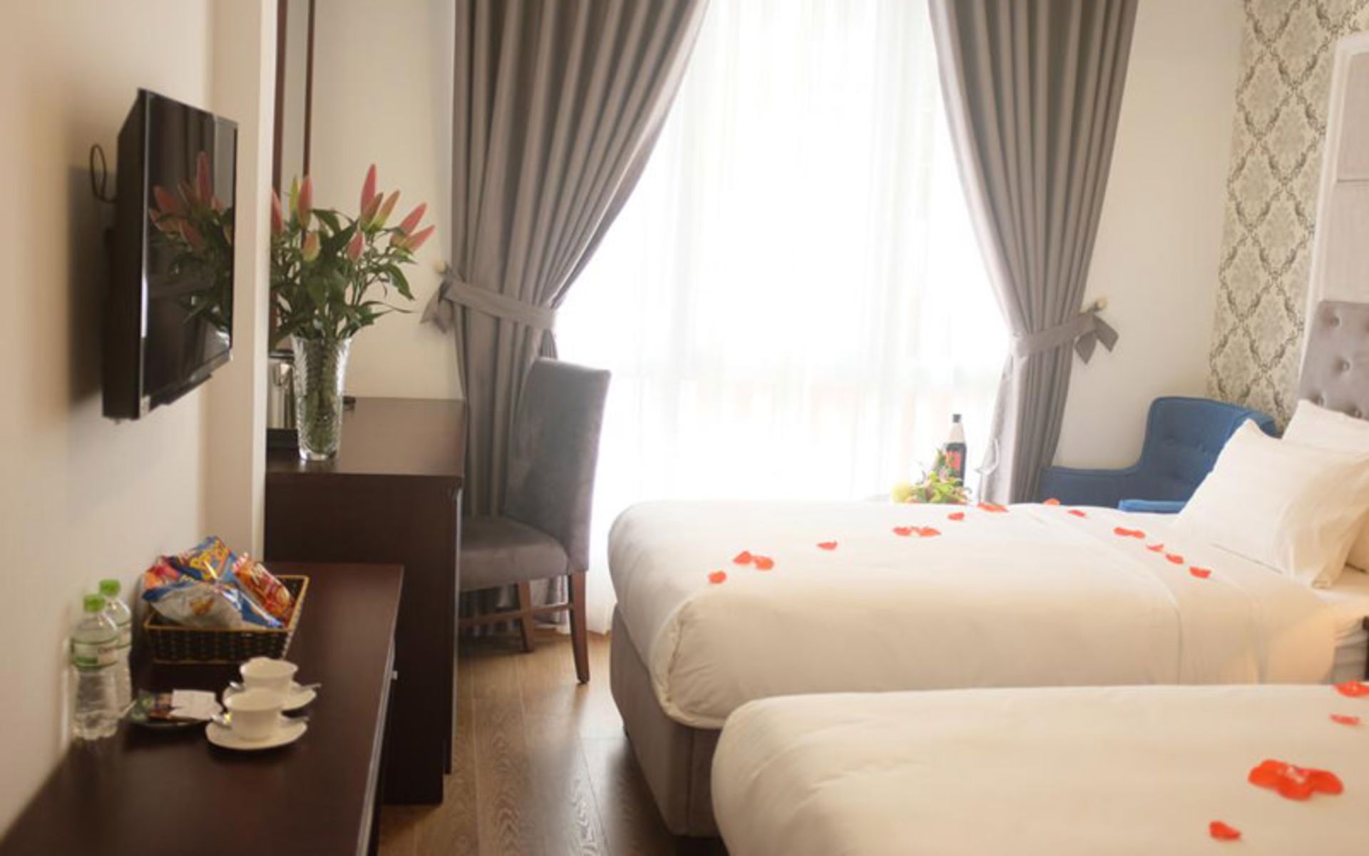هتل اسکای لاین (Skyline Hotel)
