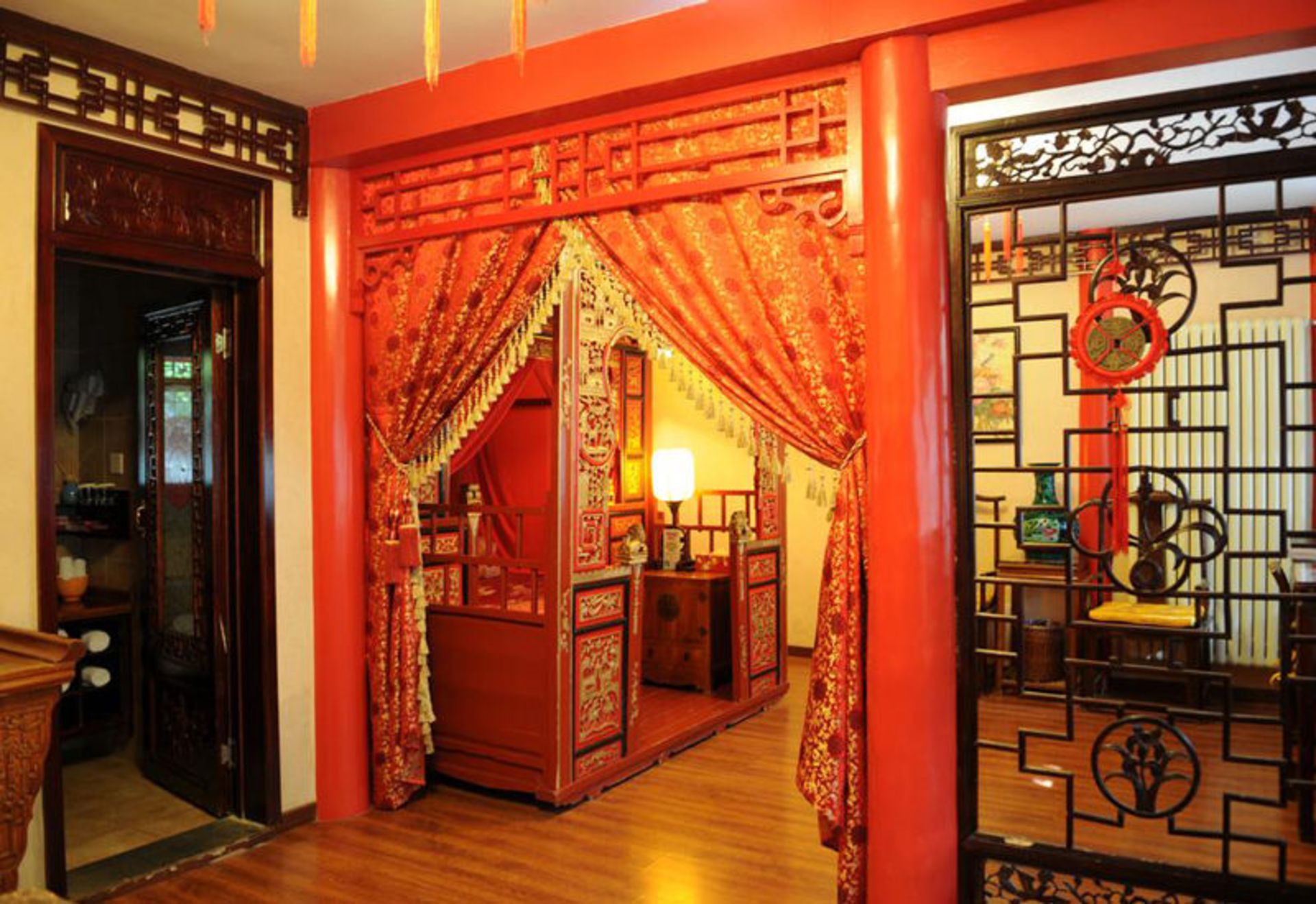 هتل دابل هپینس کرتی یارد (Beijing Double Happiness Courtyard Hotel)